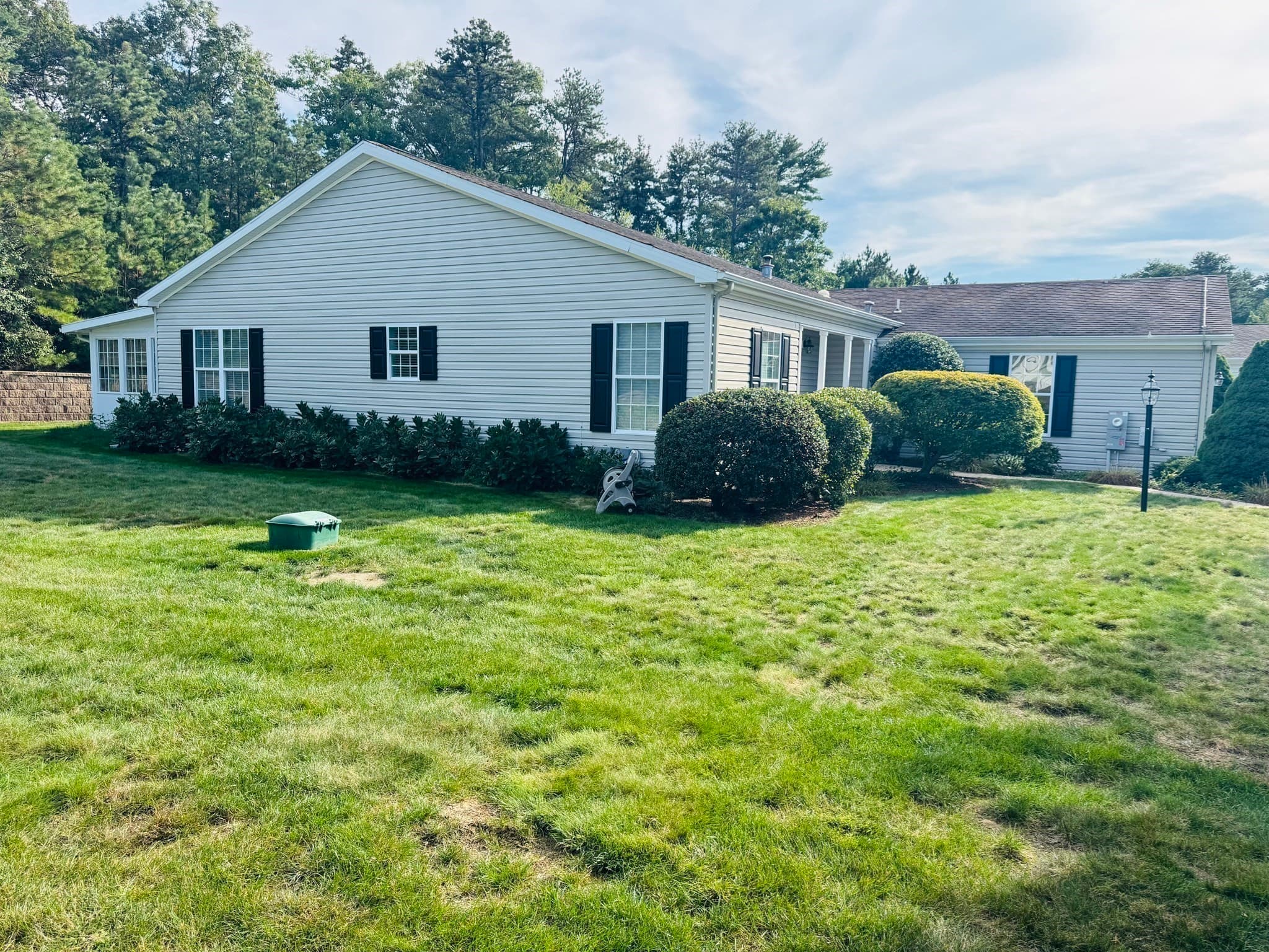 Mobile Home at 7 Alec Lane, Plymouth MA 02360, Plymouth, photo 4 of 8