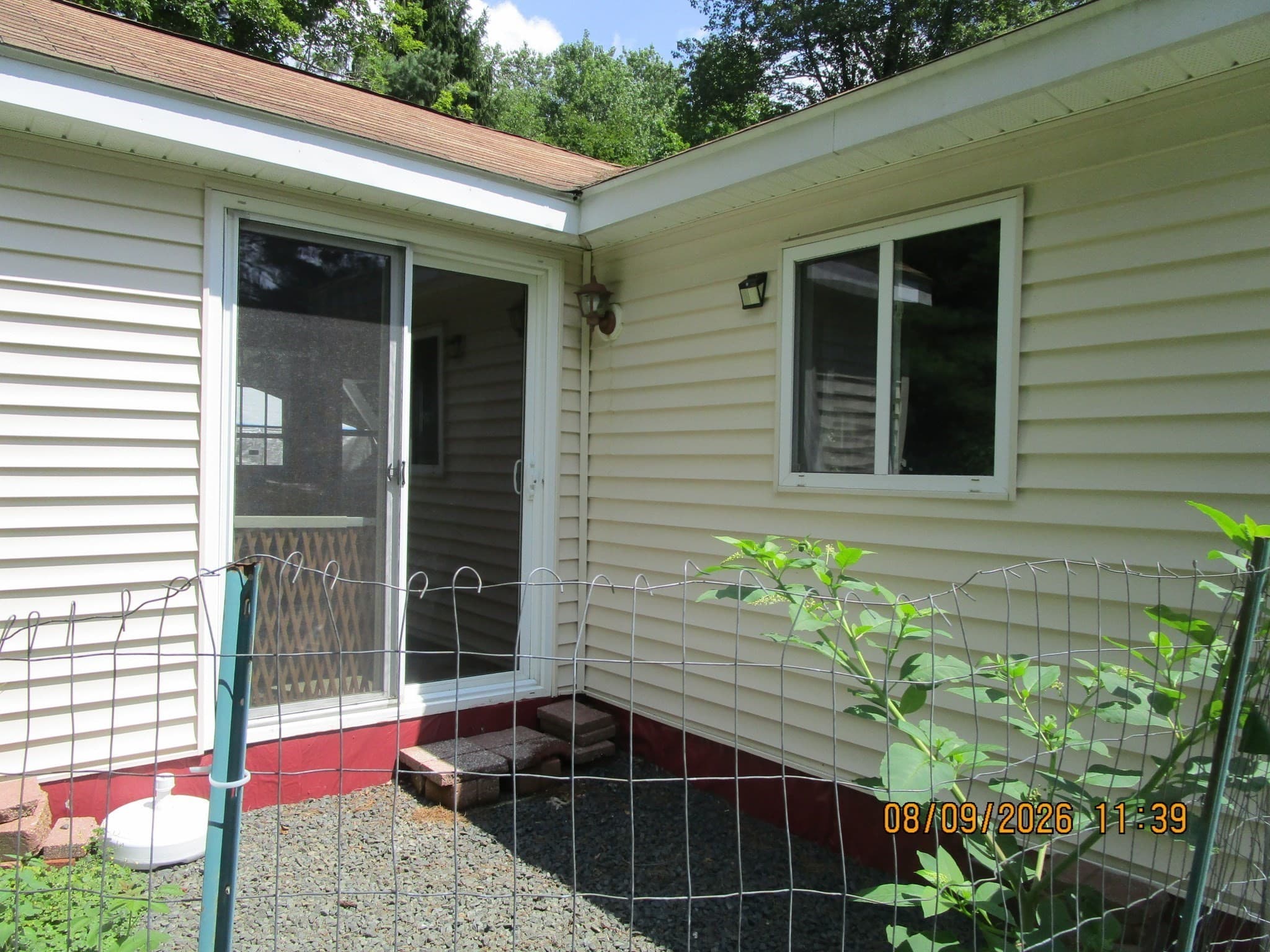 Single Family Residence at 49 Wire Village Rd, Spencer MA 01562, Spencer, photo 3 of 14