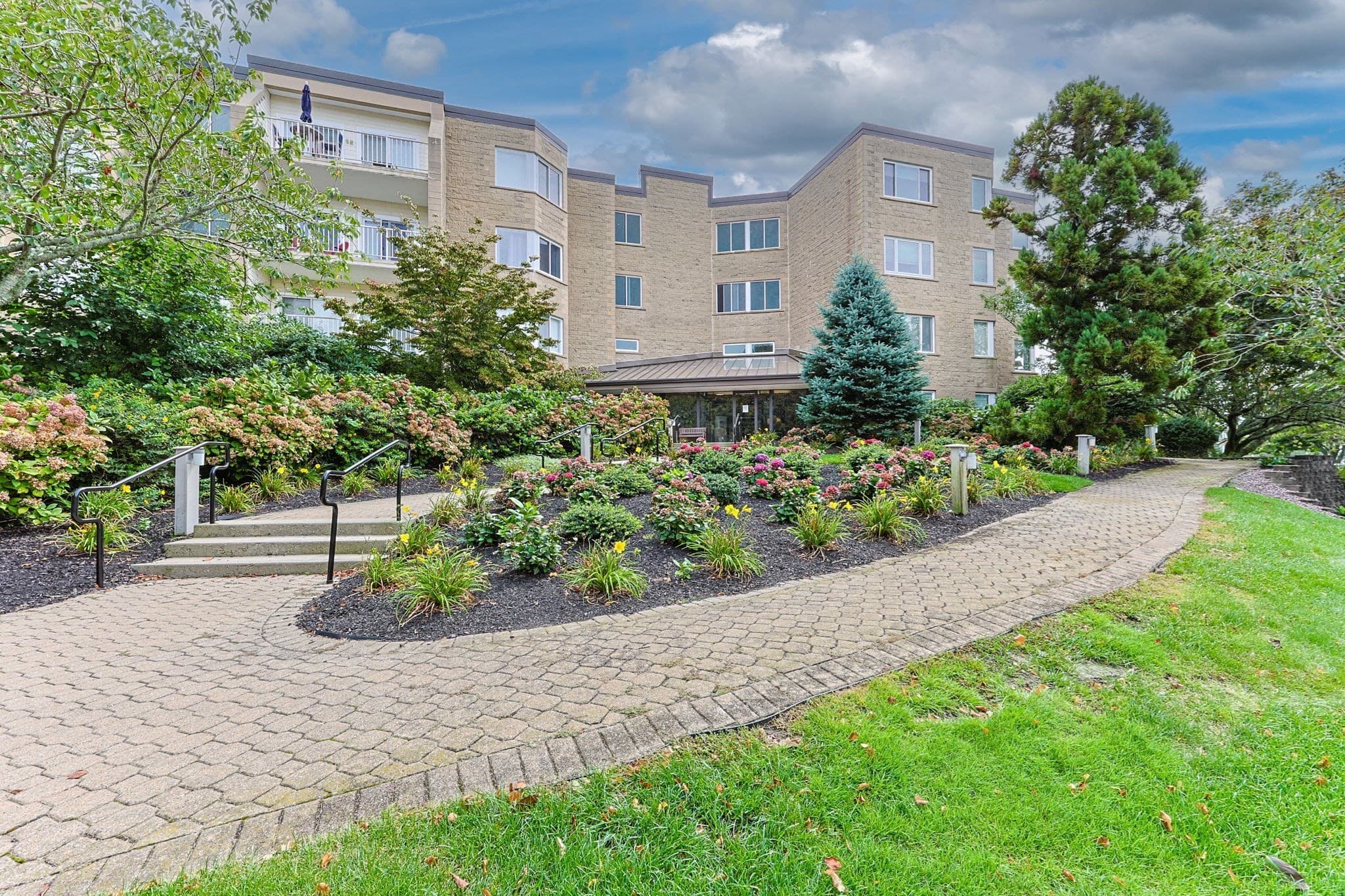 Condominium at 1 Belmont Rd # 541, Harwich MA 02645, Harwich, photo 4 of 35