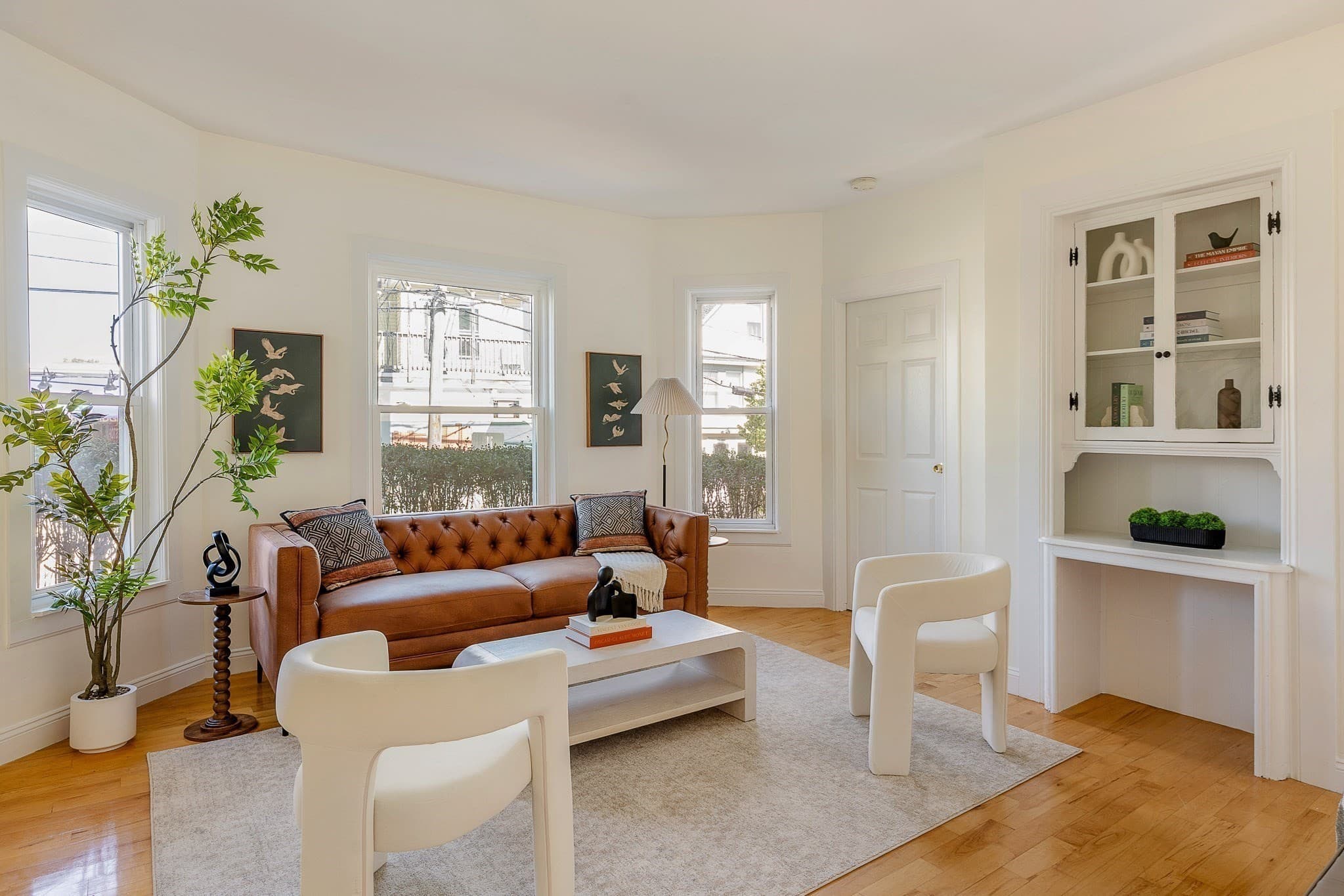 Condominium at 66 Walden St # 1, Cambridge MA 02140, Cambridge, photo 2 of 10