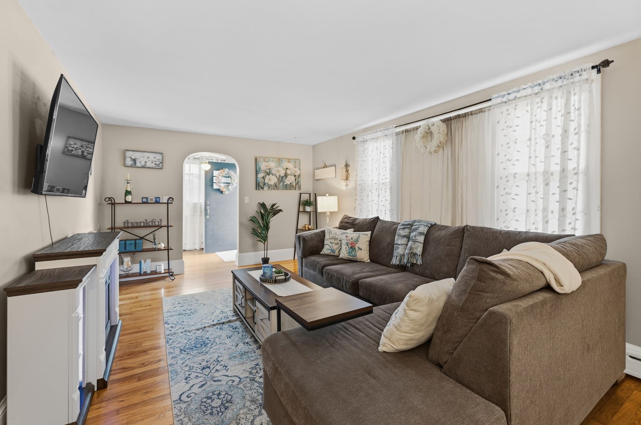 Single Family Residence at 7 Norfolk Ave, Dartmouth MA 02747, Dartmouth, photo 12 of 26