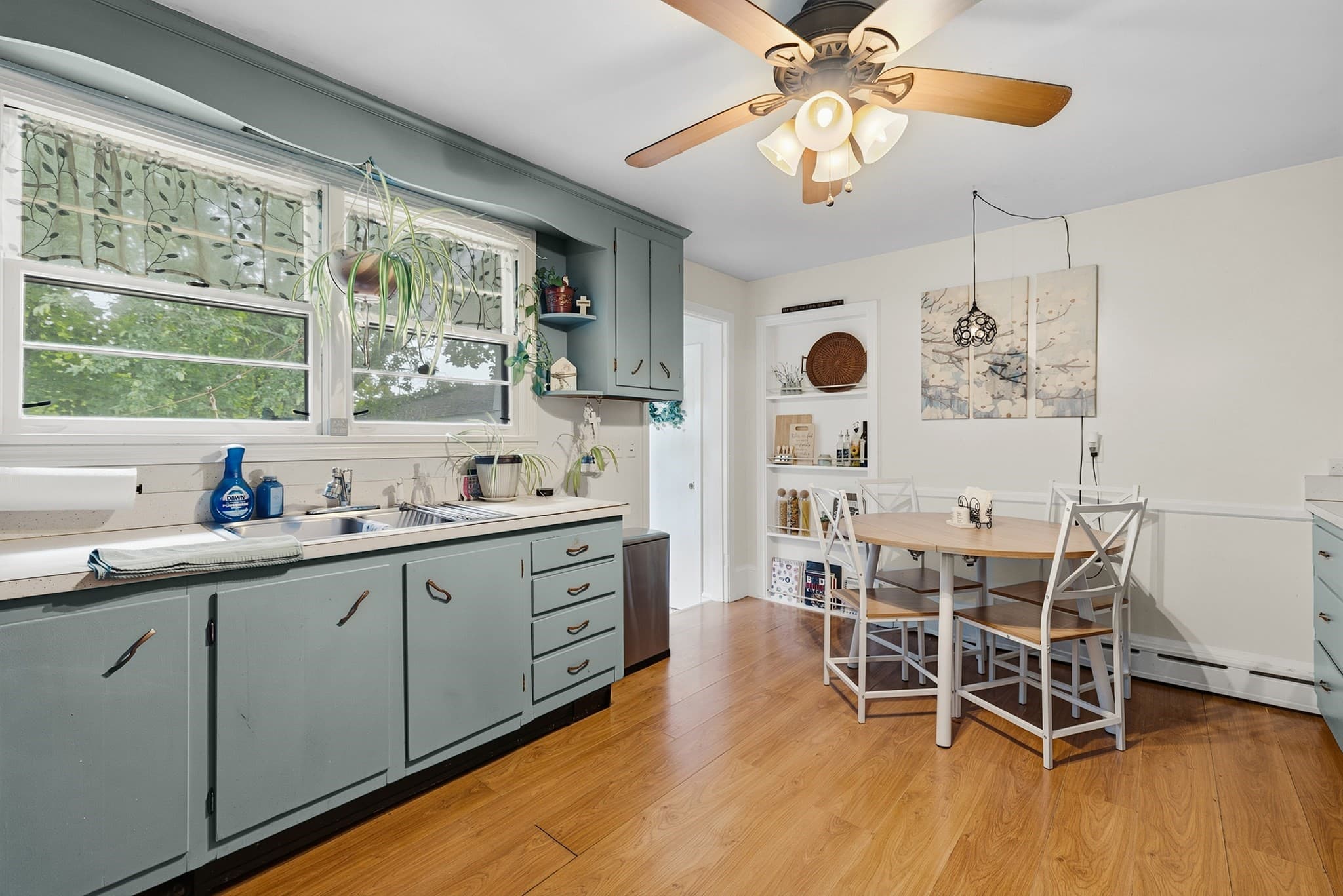 Single Family Residence at 7 Norfolk Ave, Dartmouth MA 02747, Dartmouth, photo 5 of 26