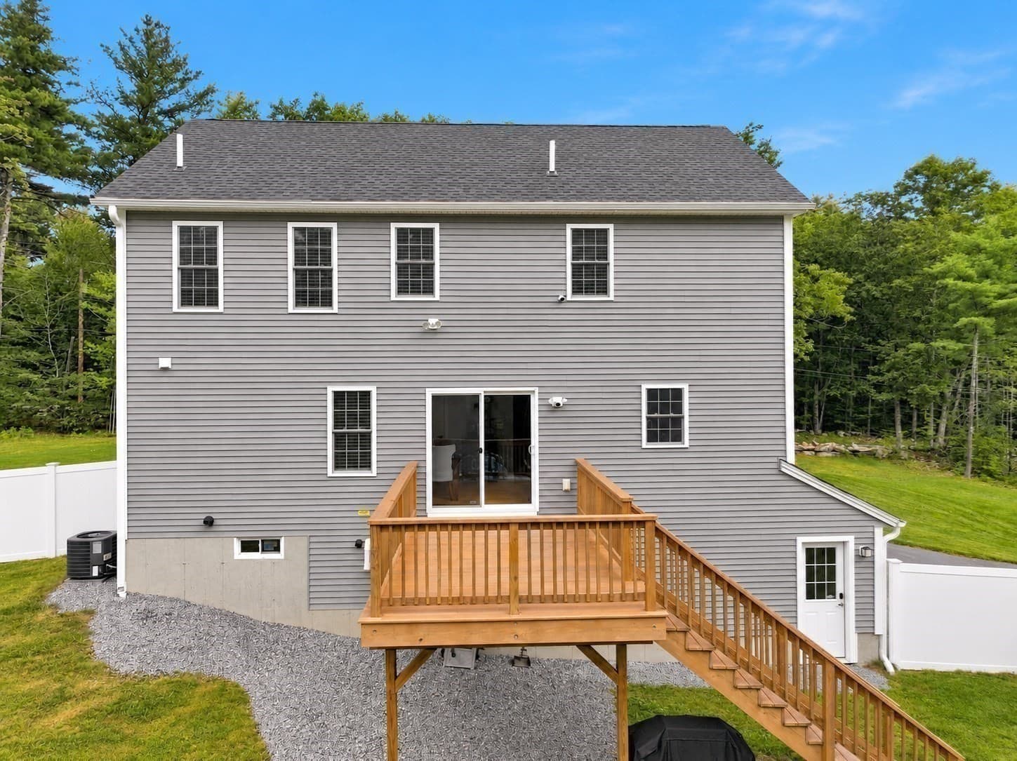 Single Family Residence at 358 Williams Rd, Fitchburg MA 01420, Fitchburg, photo 6 of 36