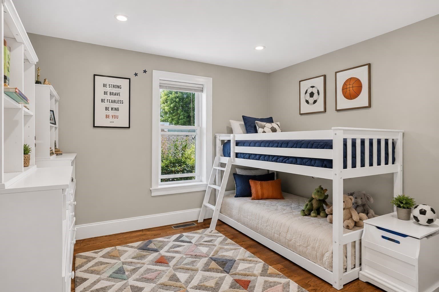 Condominium at 256 Watertown Street # 256, Newton MA 02458, Newton, photo 11 of 25