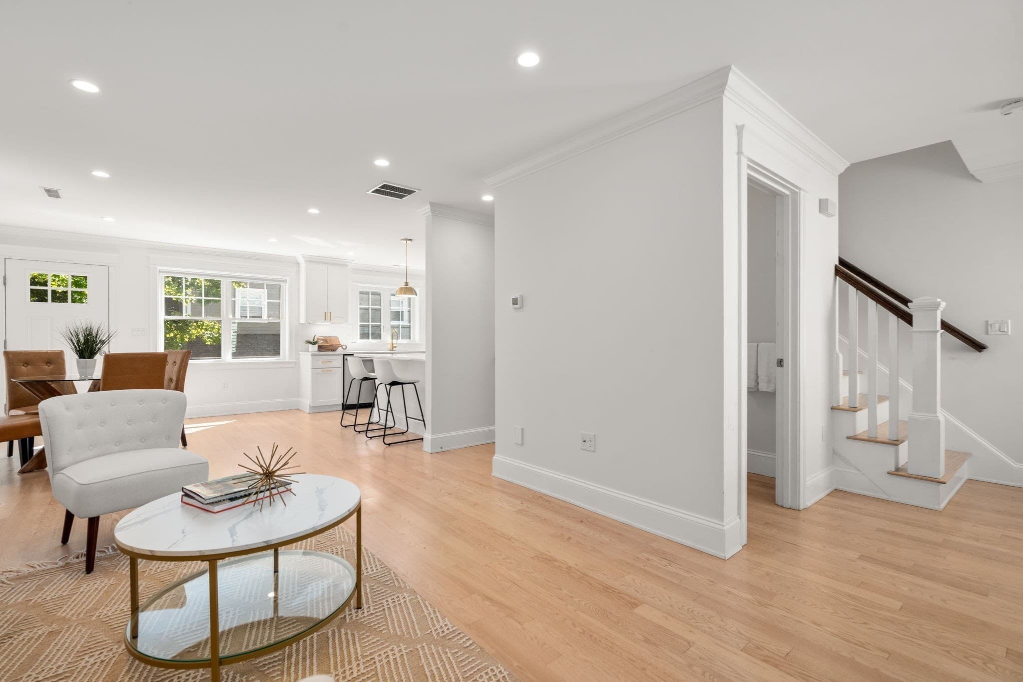 Condominium at 156 Ash Street # 2, Waltham MA 02453, Waltham, photo 12 of 35