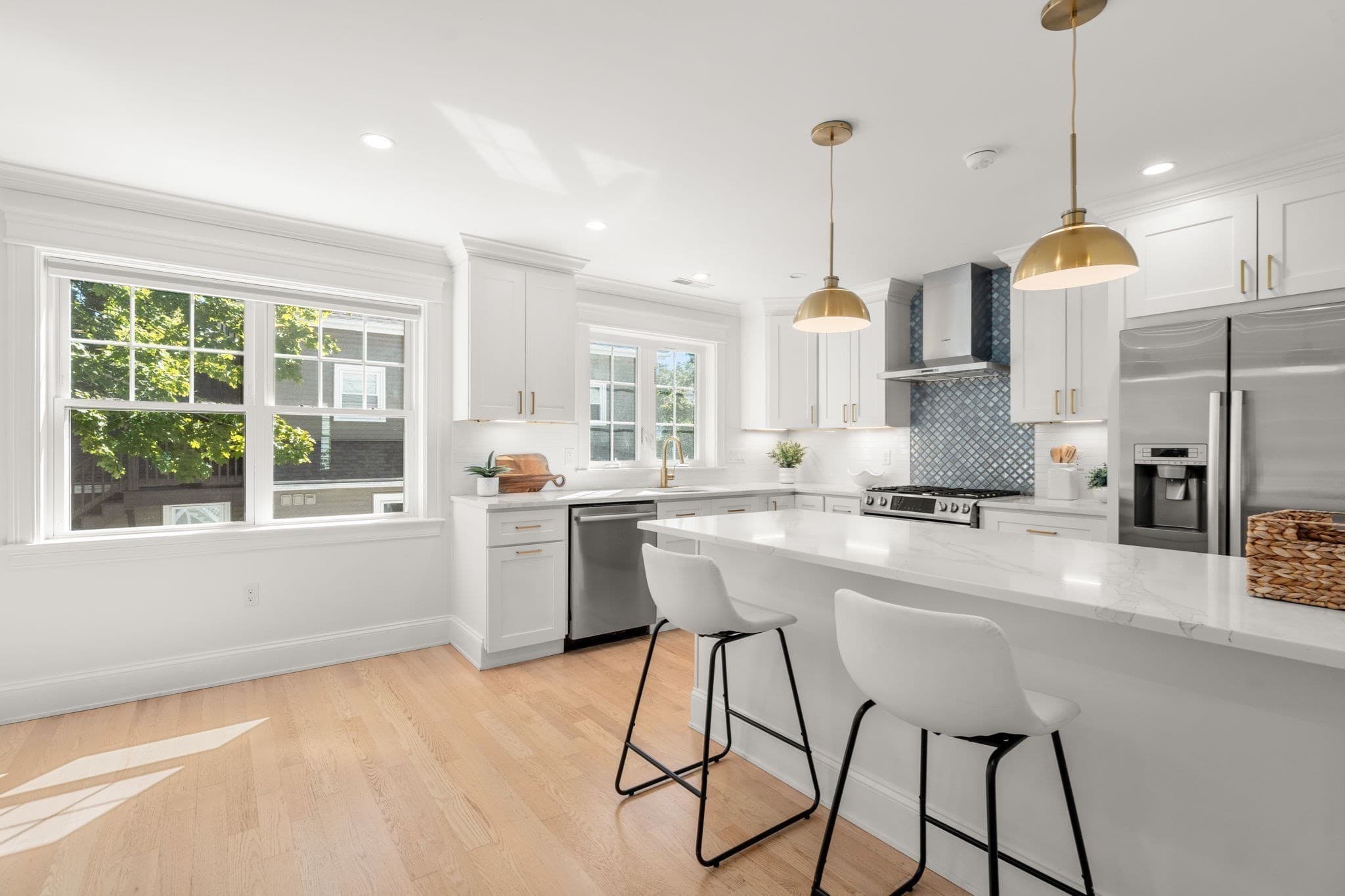Condominium at 156 Ash Street # 2, Waltham MA 02453, Waltham, photo 3 of 35
