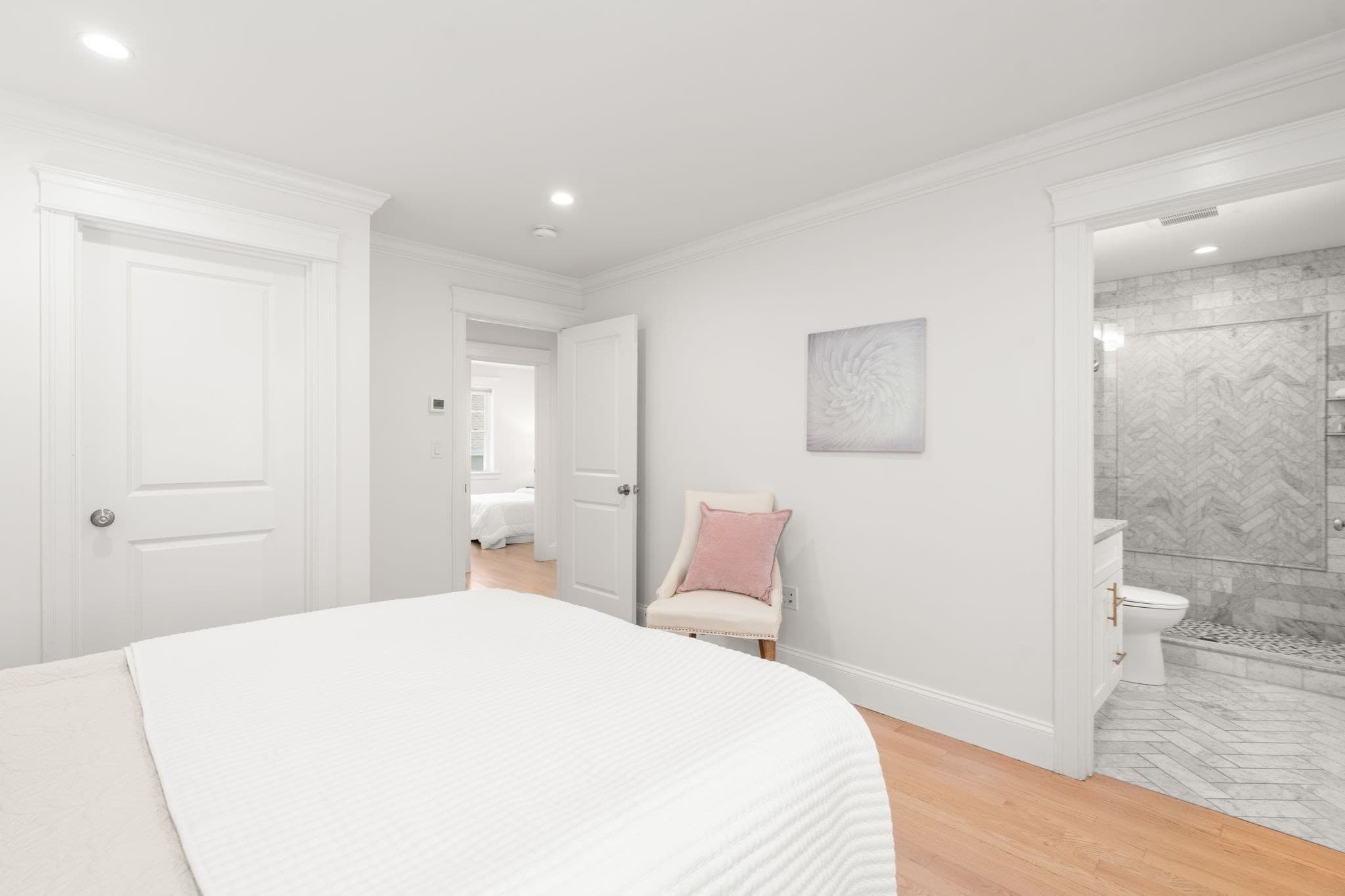 Condominium at 156 Ash Street # 2, Waltham MA 02453, Waltham, photo 15 of 35