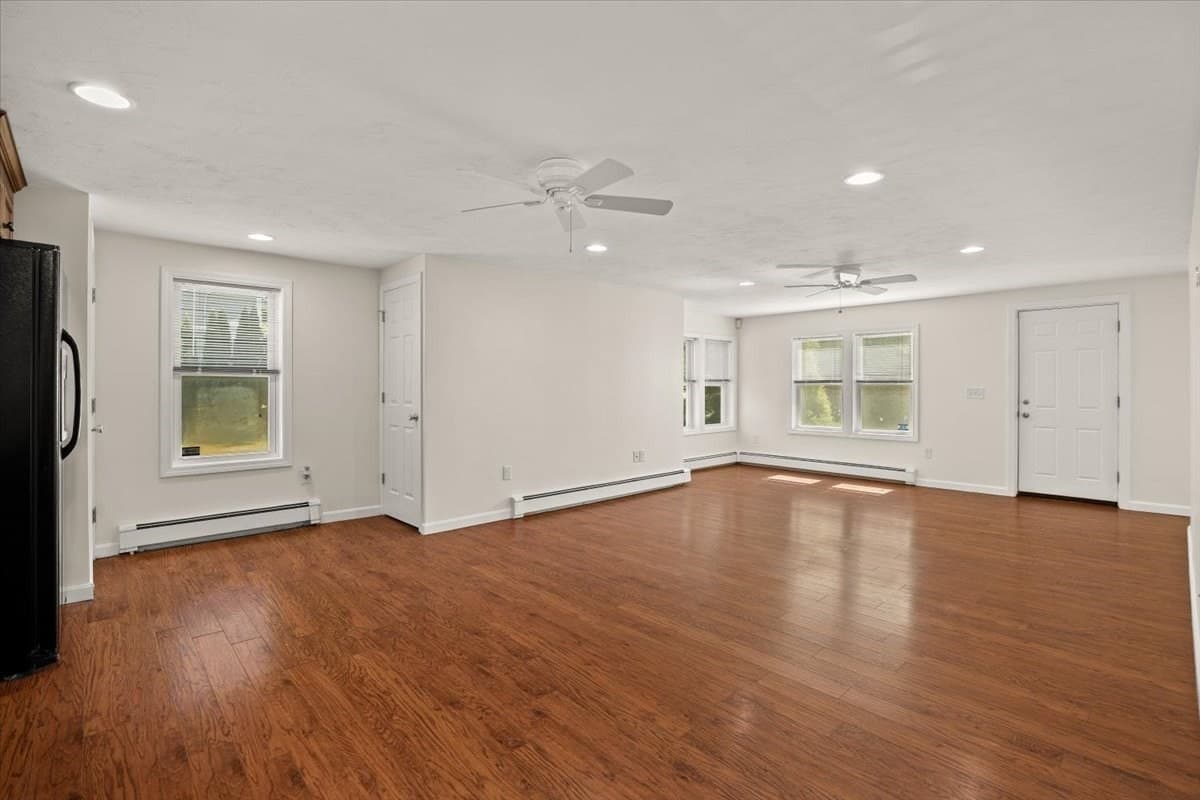 Single Family Residence at 201 Tiffany St, Attleboro MA 02703, Attleboro, photo 12 of 27