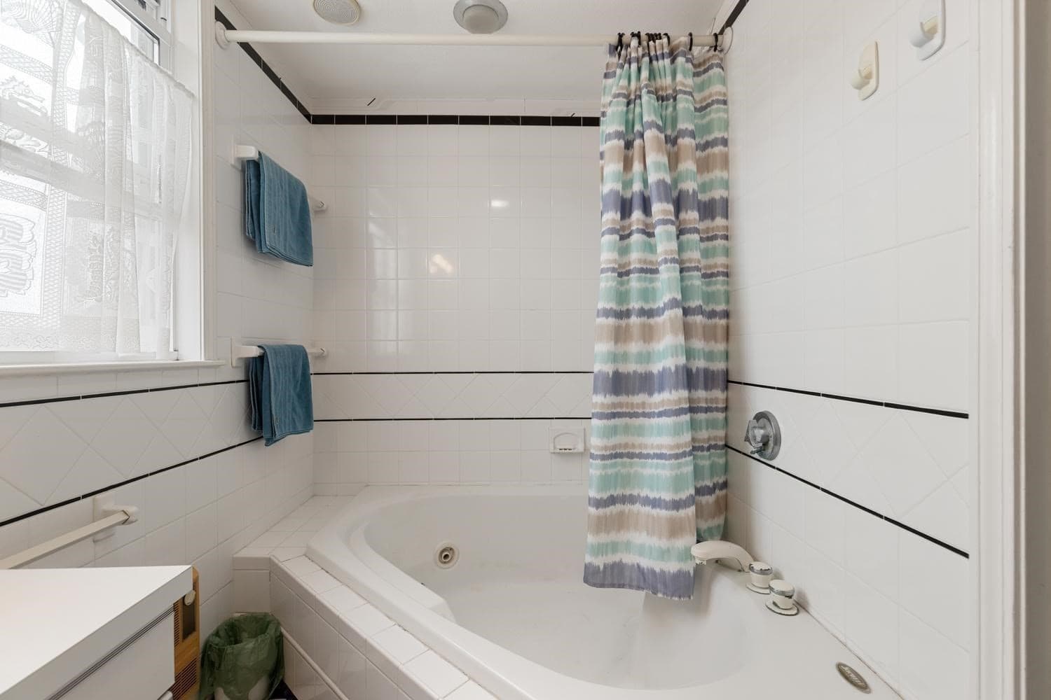 3 Family - 3 Units Up/Down at 11 Tudor St, Lynn MA 01902, Lynn, photo 26 of 42