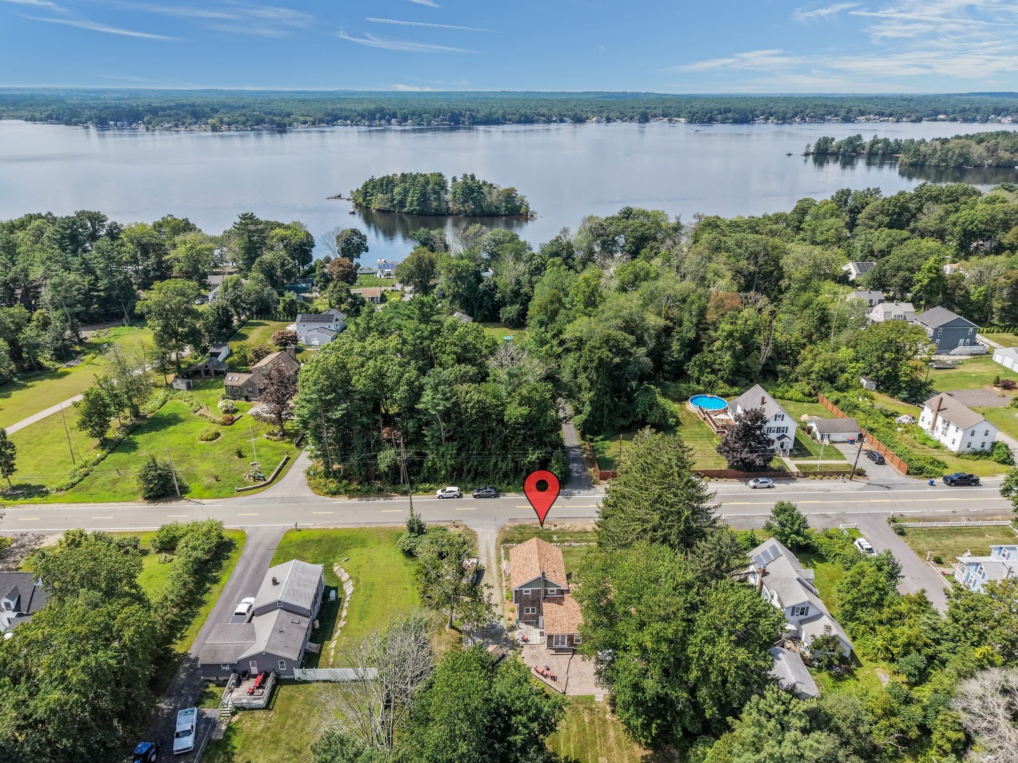 Single Family Residence at 95 Lakeside Ave, Lakeville MA 02347, Lakeville, photo 4 of 28