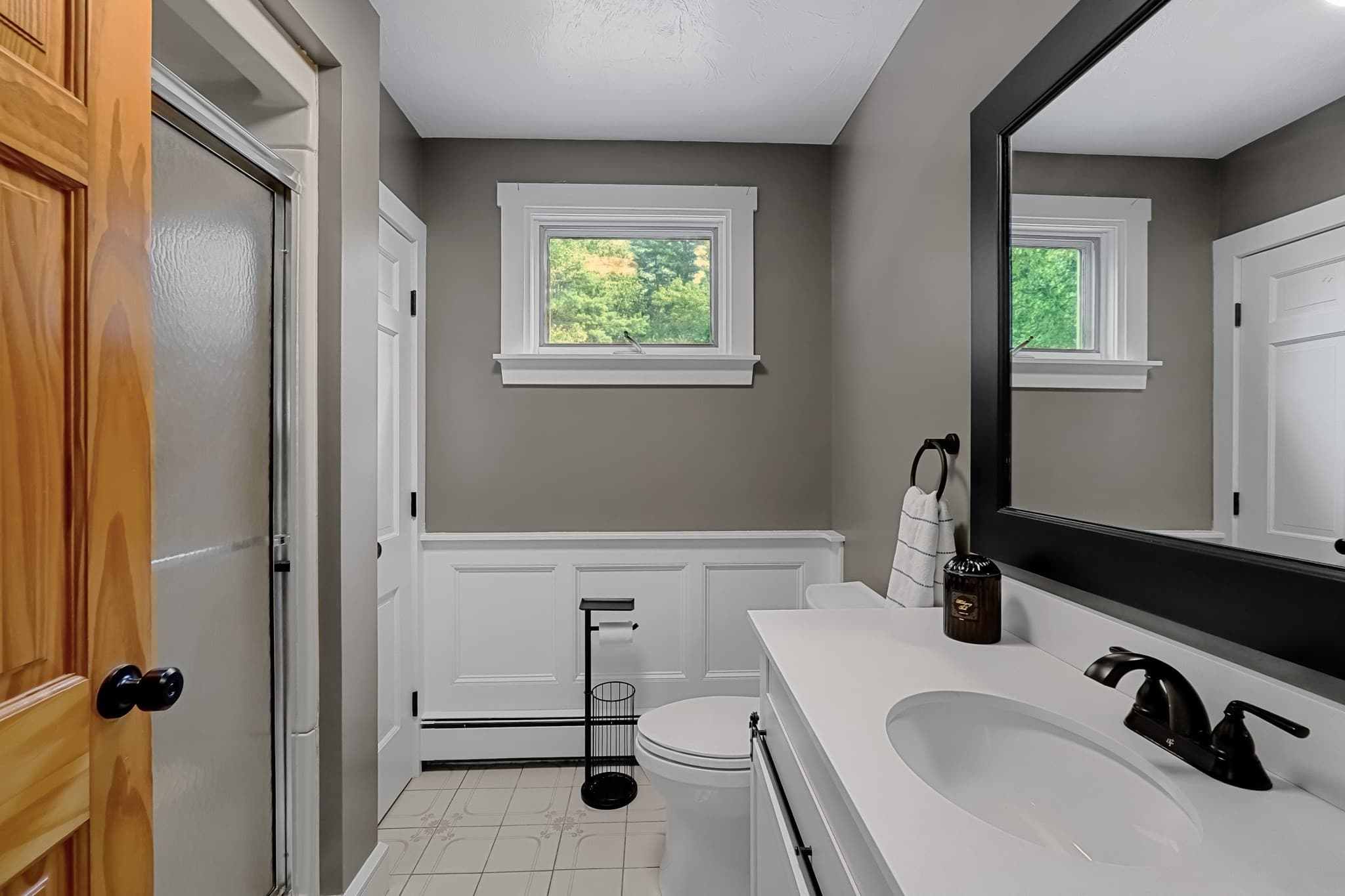 Single Family Residence at 95 Lakeside Ave, Lakeville MA 02347, Lakeville, photo 21 of 28