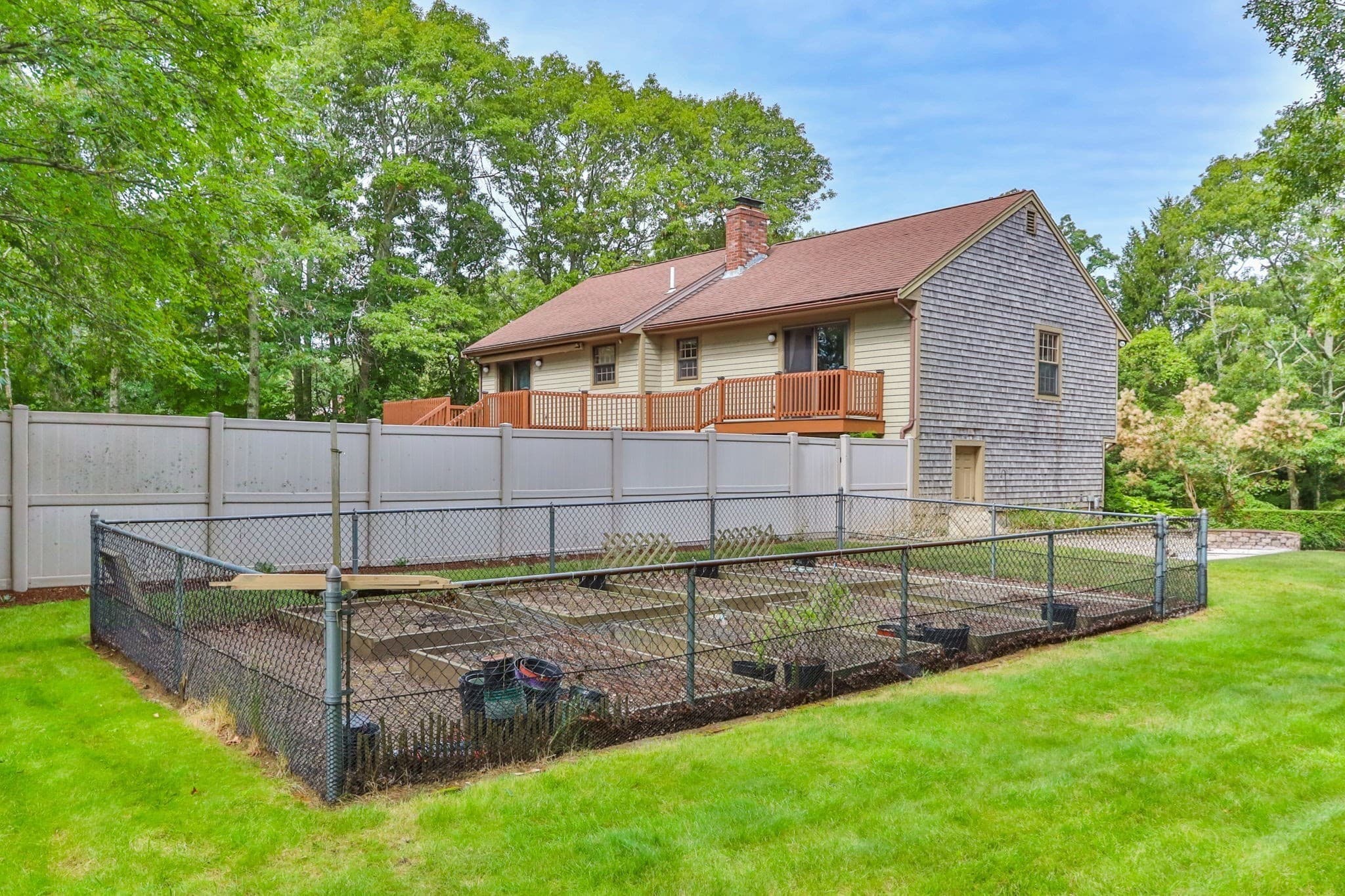 Single Family Residence at 2 Robin Rd, Sandwich MA 02563, Sandwich, photo 32 of 42