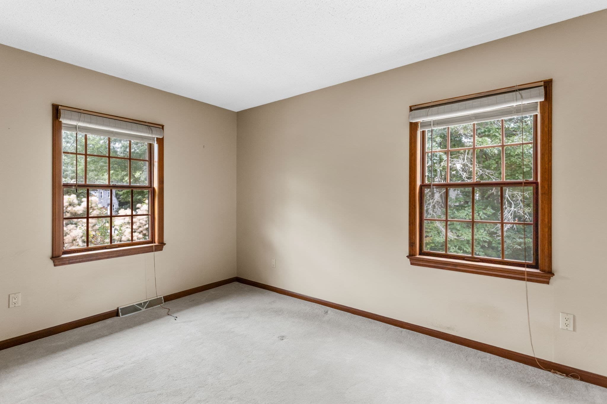 Single Family Residence at 2 Robin Rd, Sandwich MA 02563, Sandwich, photo 20 of 42
