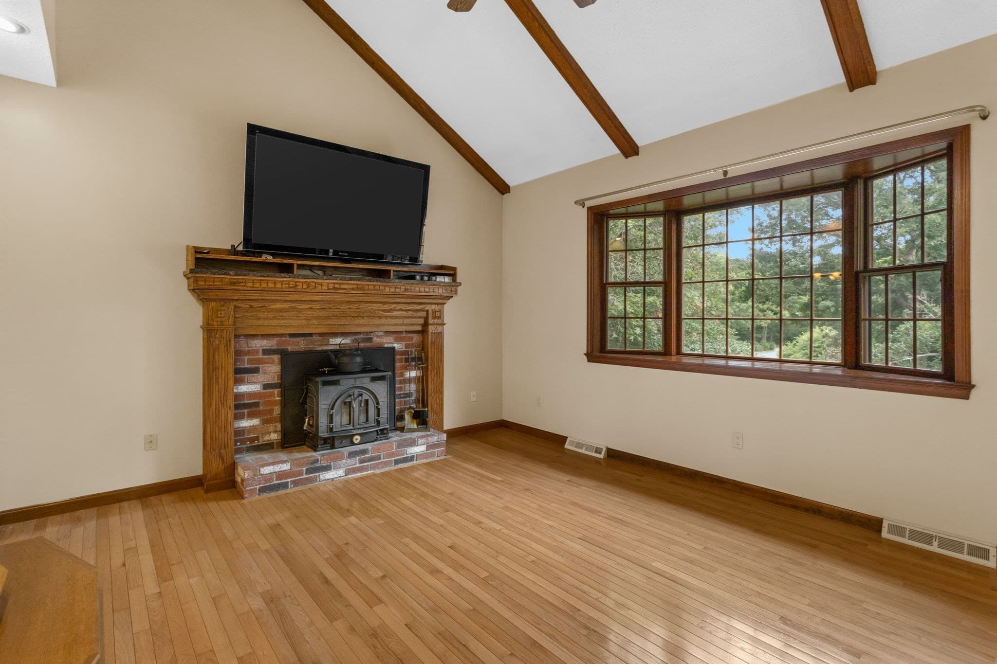 Single Family Residence at 2 Robin Rd, Sandwich MA 02563, Sandwich, photo 10 of 42