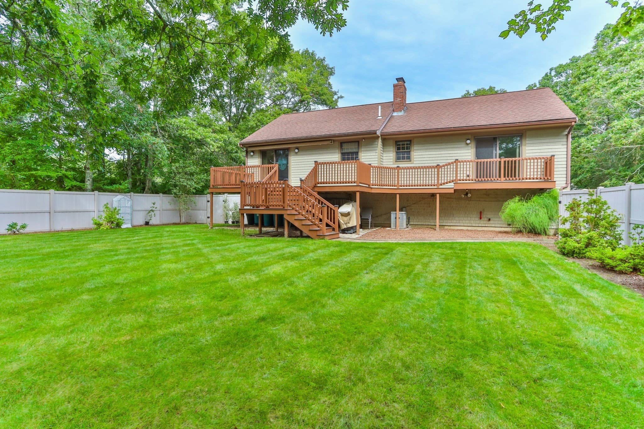 Single Family Residence at 2 Robin Rd, Sandwich MA 02563, Sandwich, photo 35 of 42