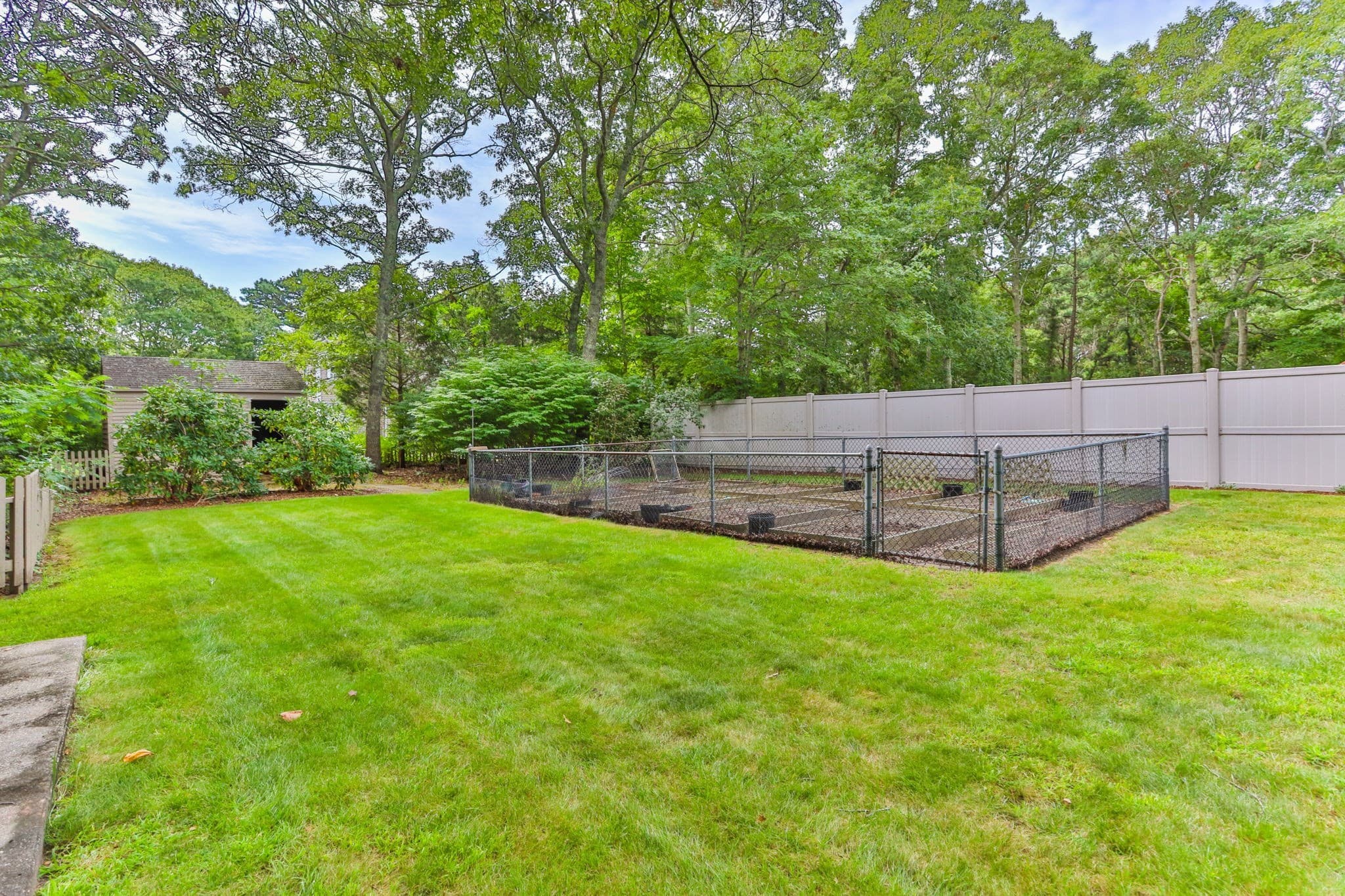 Single Family Residence at 2 Robin Rd, Sandwich MA 02563, Sandwich, photo 31 of 42