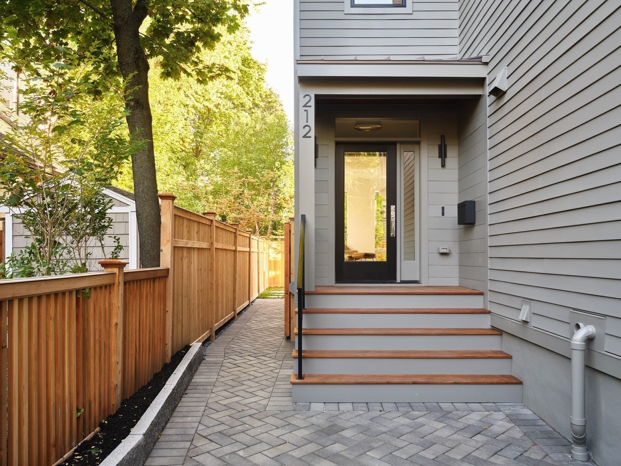 Condominium at 212 Garden Street # 212, Cambridge MA 02138, Cambridge, photo 35 of 39
