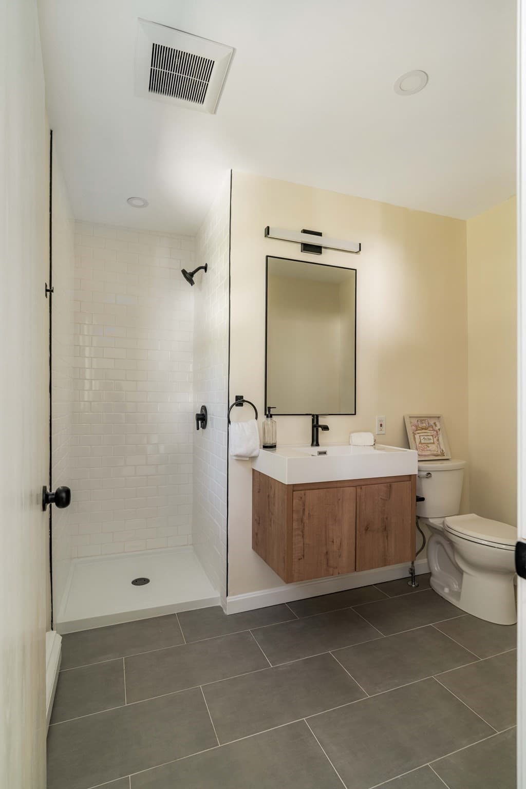 Single Family Residence at 35 Alison Way, Lynn MA 01904, Lynn, photo 26 of 39