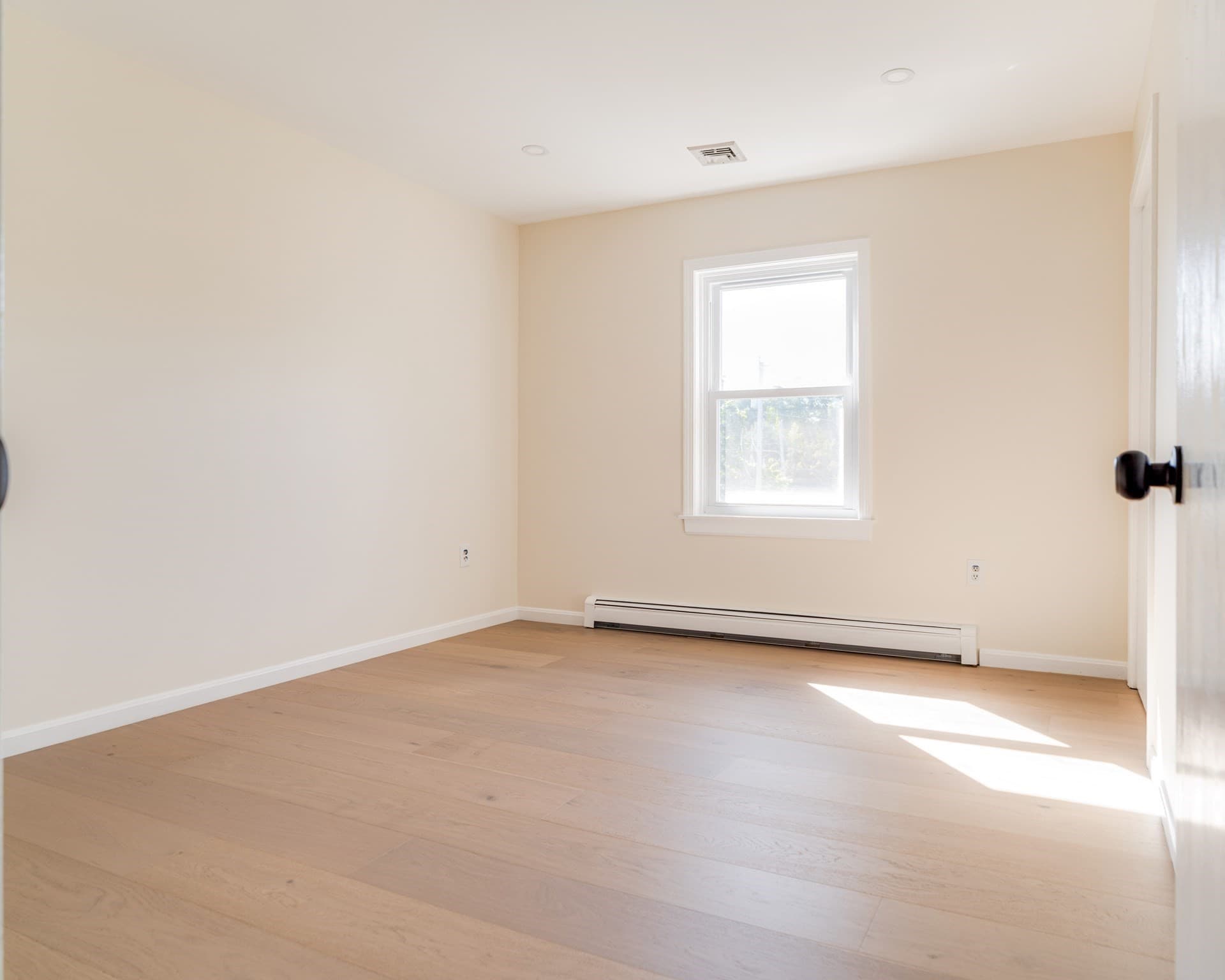 Single Family Residence at 35 Alison Way, Lynn MA 01904, Lynn, photo 28 of 39