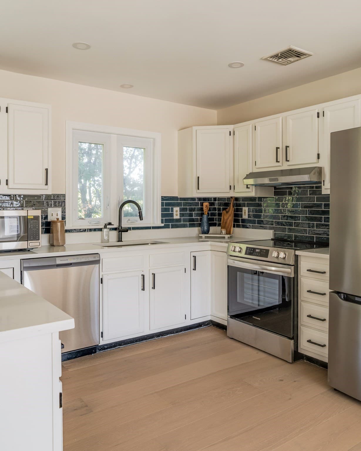 Single Family Residence at 35 Alison Way, Lynn MA 01904, Lynn, photo 10 of 39