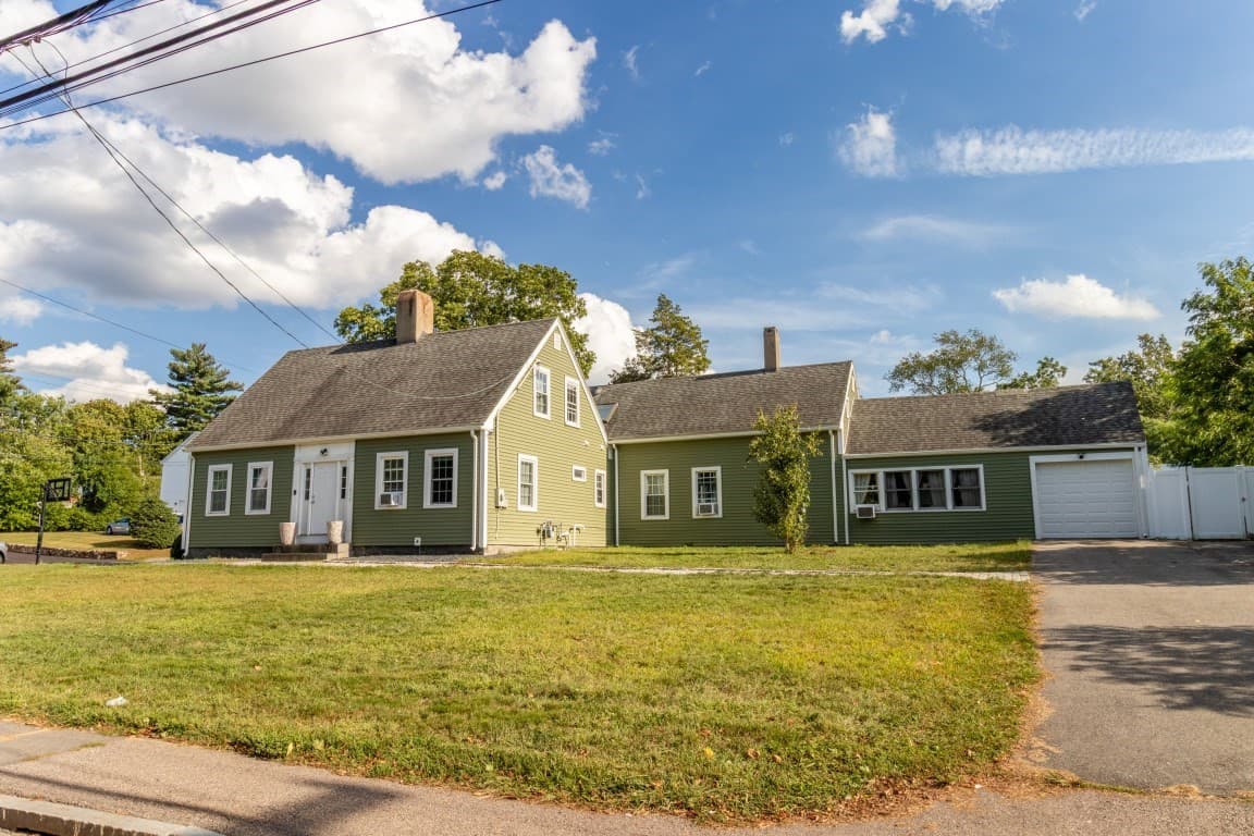 1070 Liberty St, Braintree MA 02184