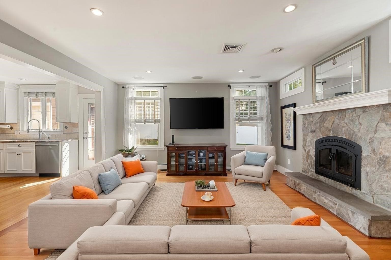 Single Family Residence at 85 Robbins Rd, Watertown MA 02472, Watertown, photo 6 of 40