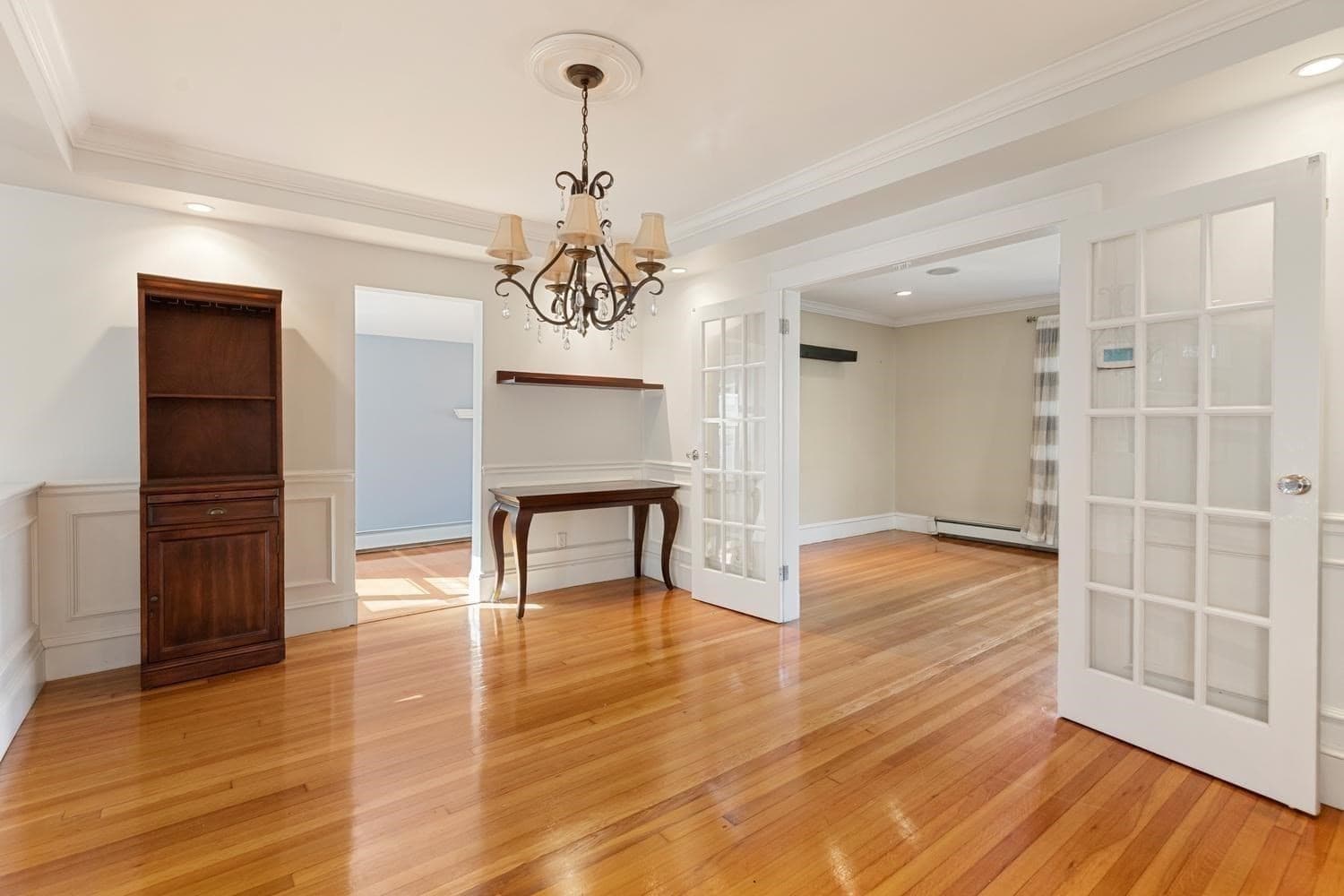Single Family Residence at 85 Robbins Rd, Watertown MA 02472, Watertown, photo 12 of 40