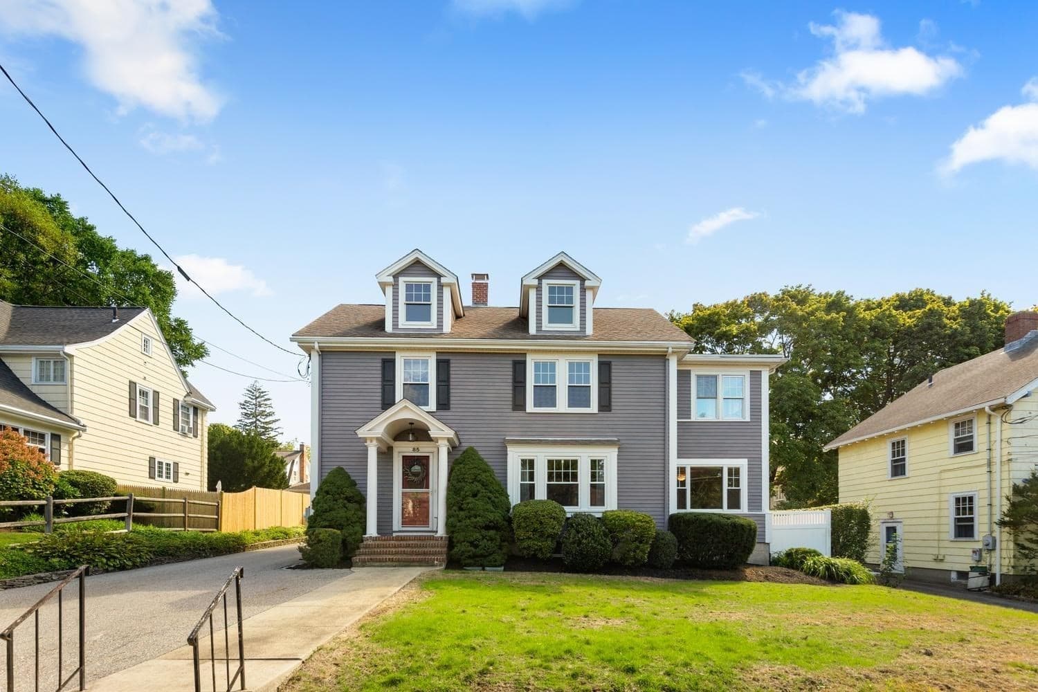 85 Robbins Rd, Watertown MA 02472