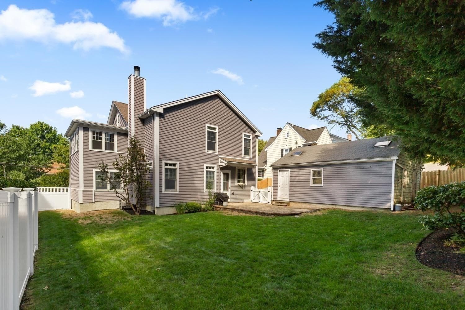 Single Family Residence at 85 Robbins Rd, Watertown MA 02472, Watertown, photo 34 of 40