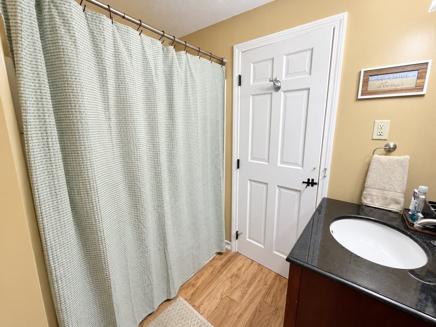 Single Family Residence at 75 Desert Brook Rd, Wrentham MA 02093, Wrentham, photo 13 of 20