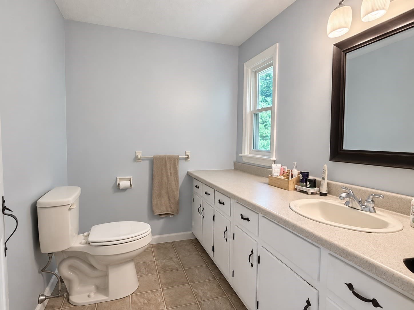Single Family Residence at 75 Desert Brook Rd, Wrentham MA 02093, Wrentham, photo 10 of 20