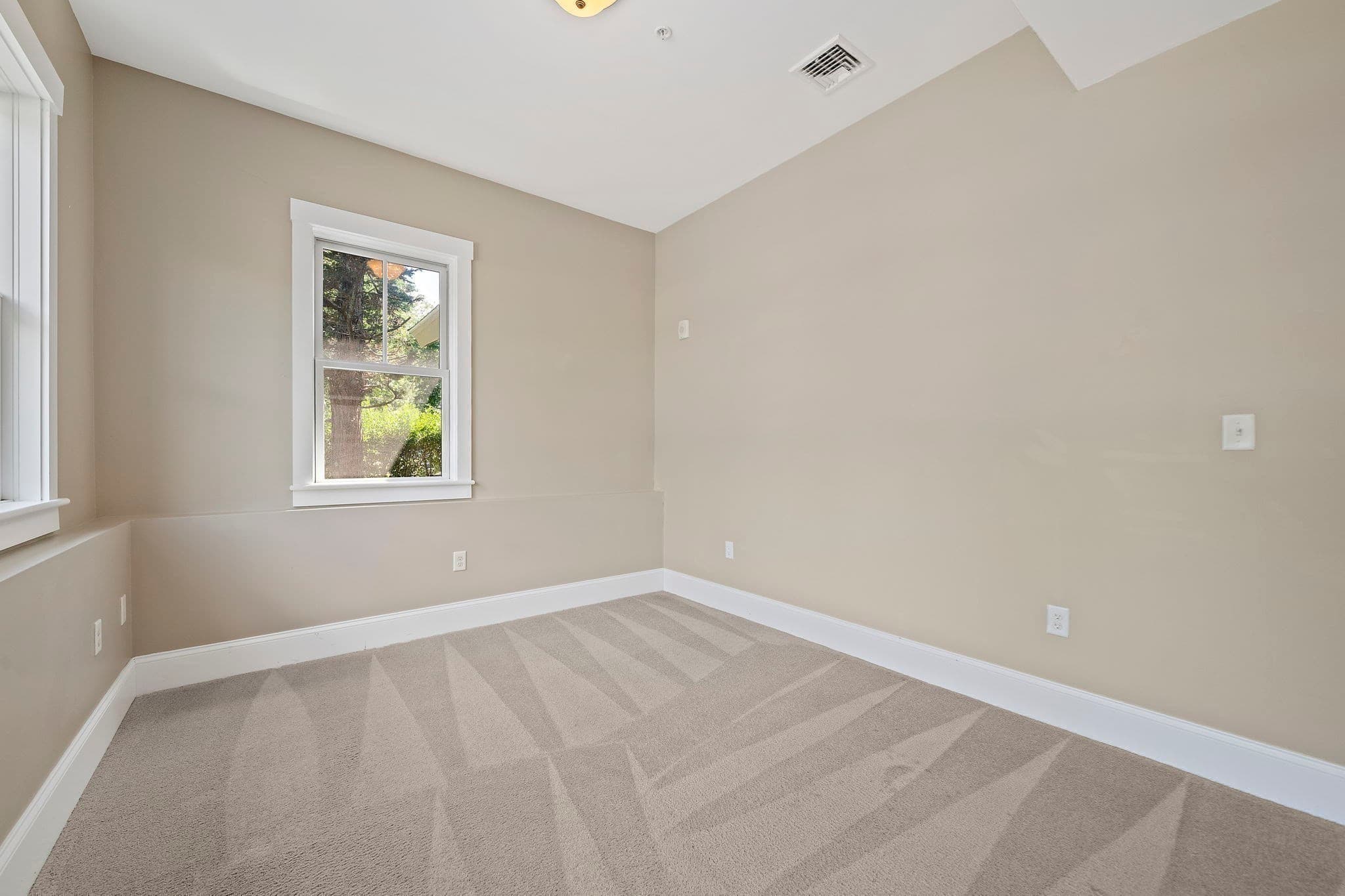 Condominium at 599 Washington St # 12, Pembroke MA 02359, Pembroke, photo 18 of 22