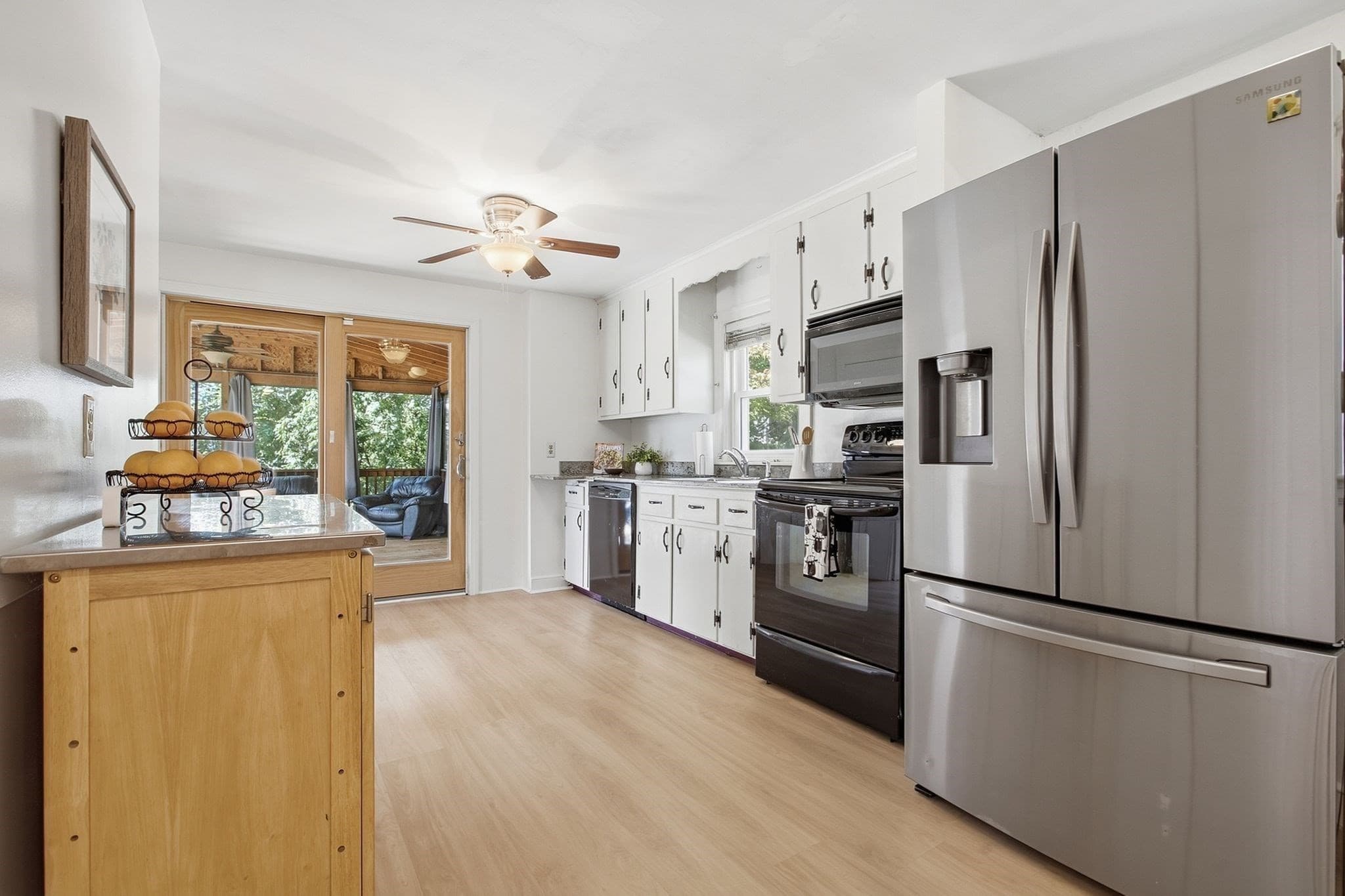 Single Family Residence at 222 Cambridge Road, Woburn MA 01801, Woburn, photo 6 of 41