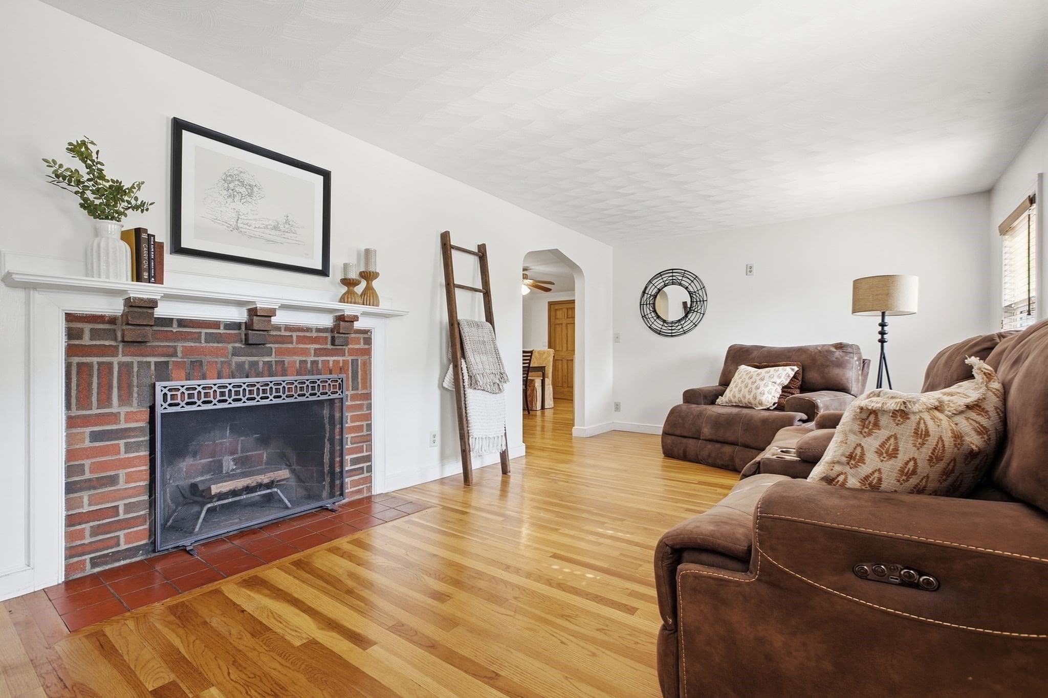 Single Family Residence at 222 Cambridge Road, Woburn MA 01801, Woburn, photo 3 of 41