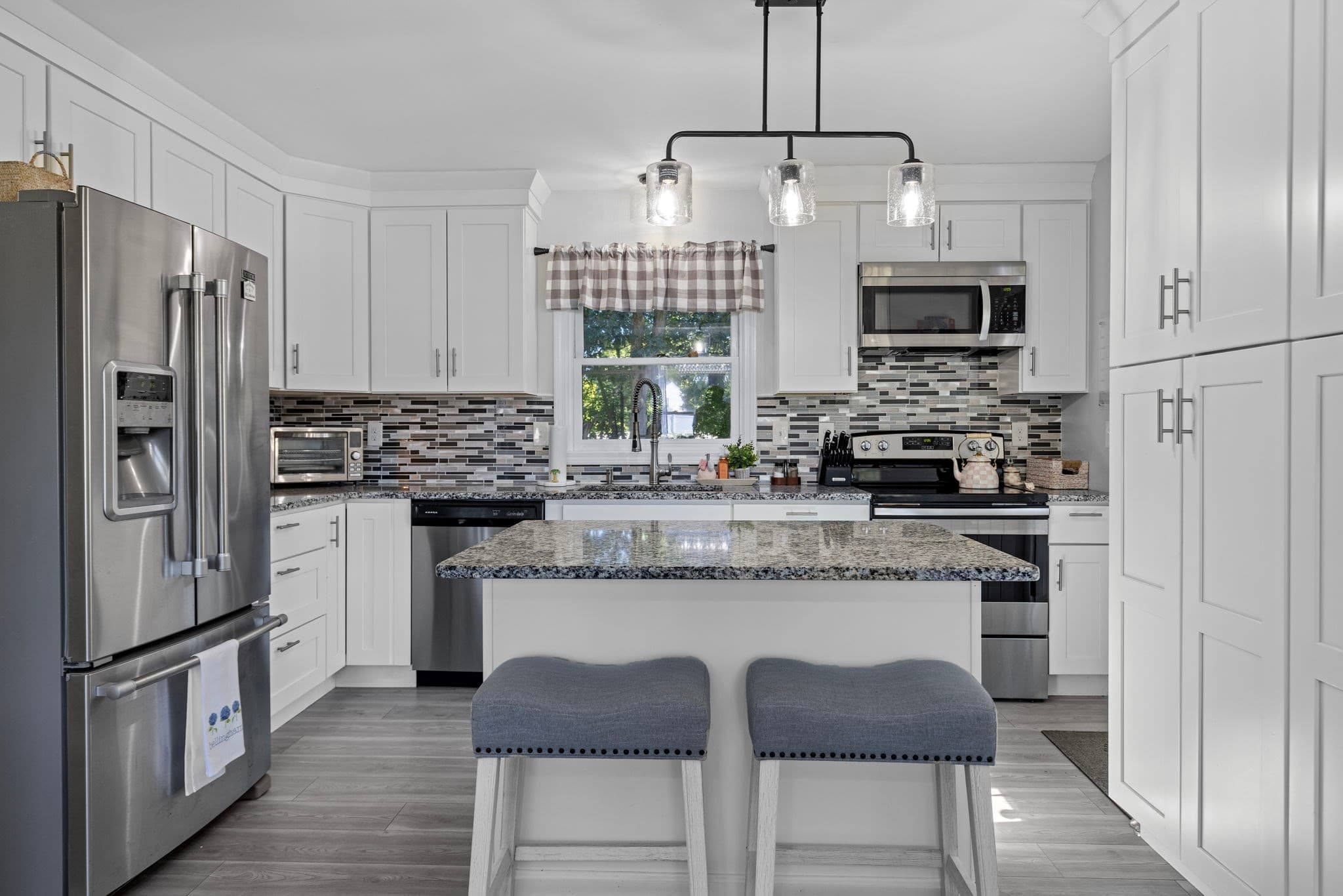 Single Family Residence at 5 Rawson Road, Bellingham MA 02019, Bellingham, photo 7 of 42