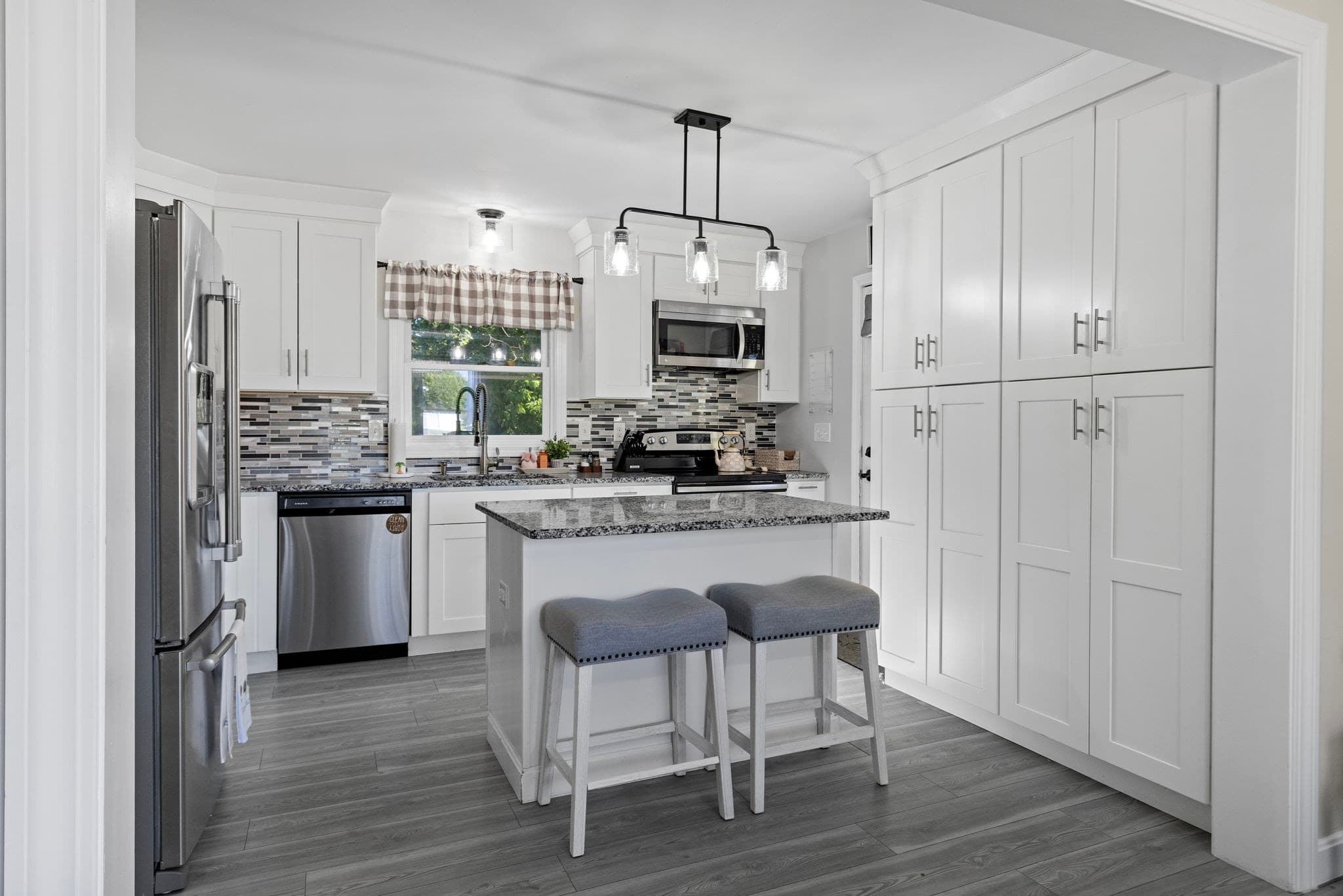 Single Family Residence at 5 Rawson Road, Bellingham MA 02019, Bellingham, photo 8 of 42