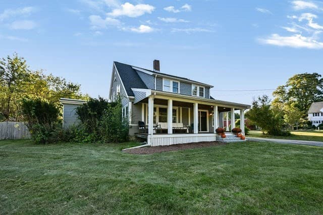 Single Family Residence at 28 Elm St, Norton MA 02766, Norton, photo 6 of 42
