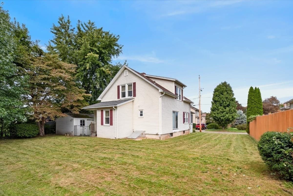 Single Family Residence at 35 Lorraine St, Chicopee MA 01013, Chicopee, photo 31 of 40