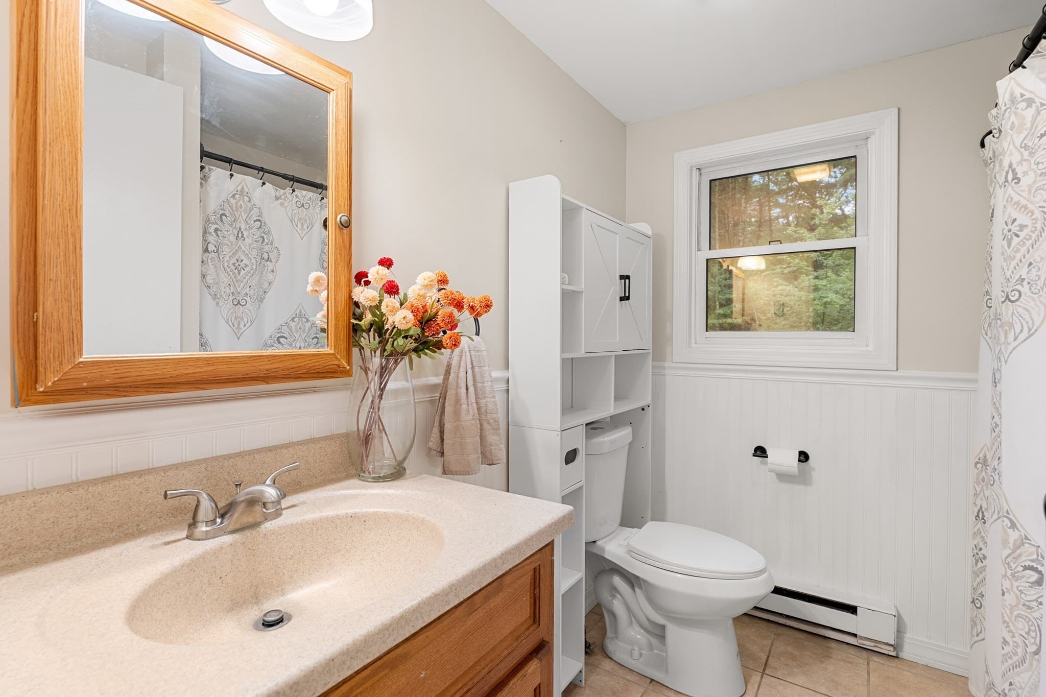 Single Family Residence at 41 Woodland Rd, Uxbridge MA 01569, Uxbridge, photo 10 of 31