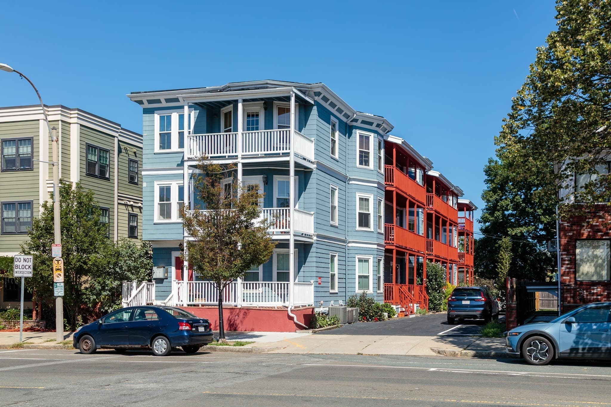 Condominium at 561A Broadway # 2, Somerville MA 02145, Somerville, photo 2 of 20