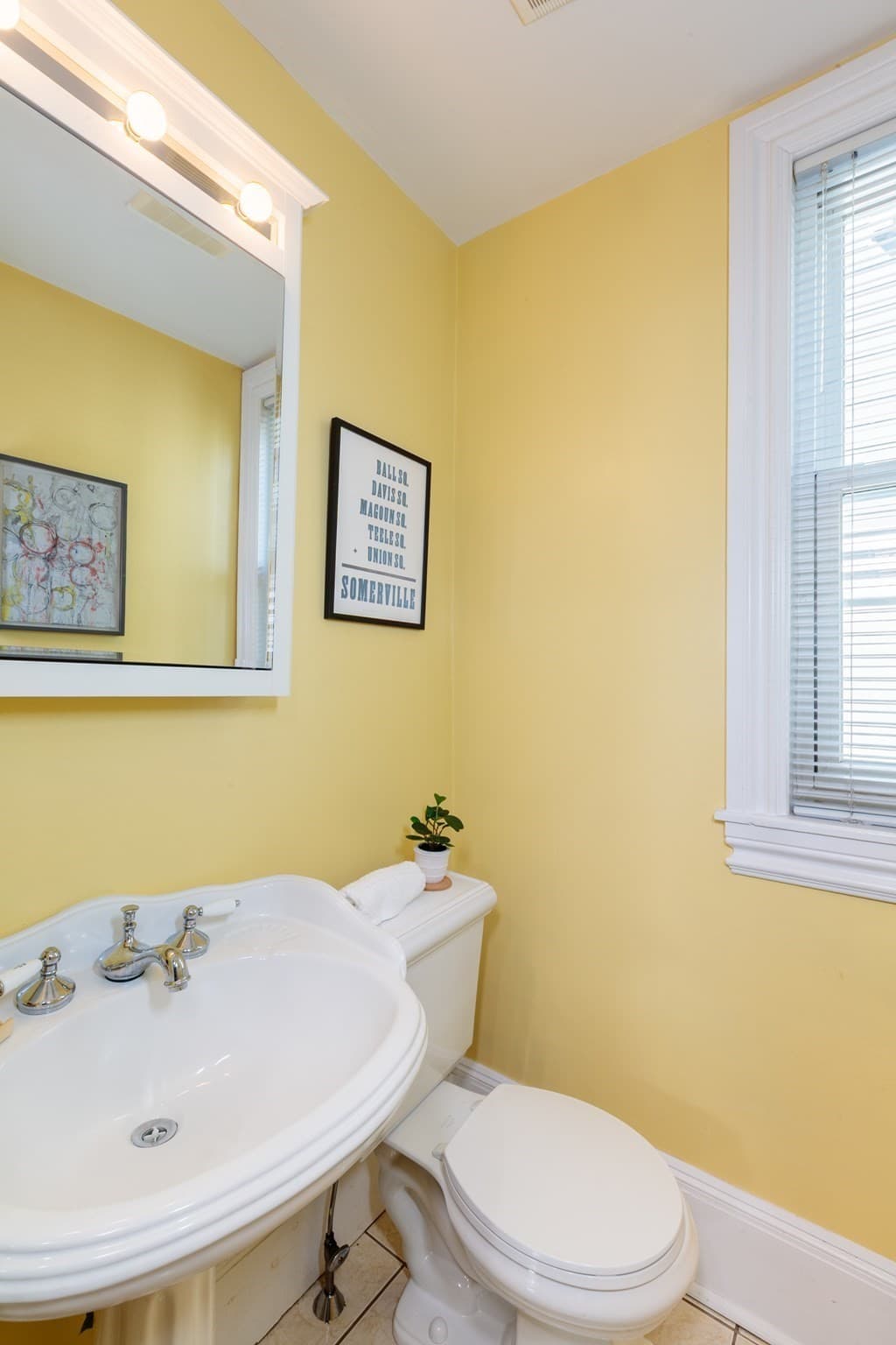 Condominium at 561A Broadway # 2, Somerville MA 02145, Somerville, photo 12 of 20