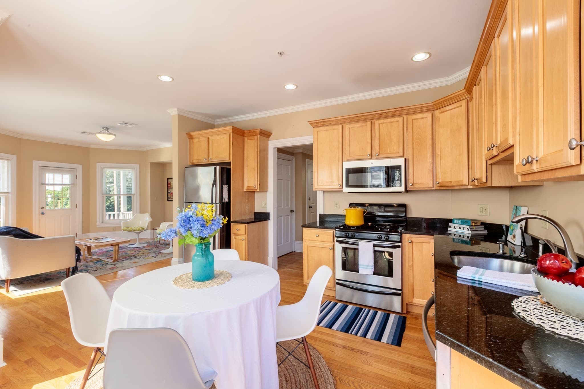 Condominium at 561A Broadway # 2, Somerville MA 02145, Somerville, photo 5 of 20