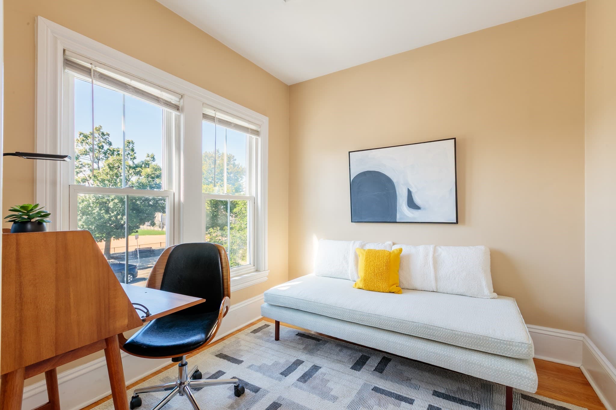 Condominium at 561A Broadway # 2, Somerville MA 02145, Somerville, photo 9 of 20