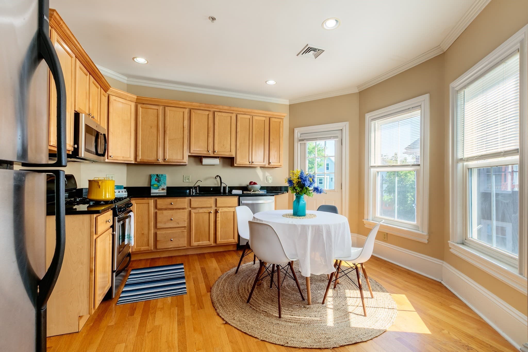 Condominium at 561A Broadway # 2, Somerville MA 02145, Somerville, photo 4 of 20
