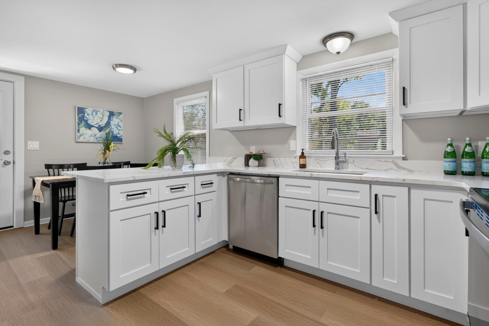 Single Family Residence at 6 Handy Rd, Bourne MA 02559, Bourne, photo 9 of 30