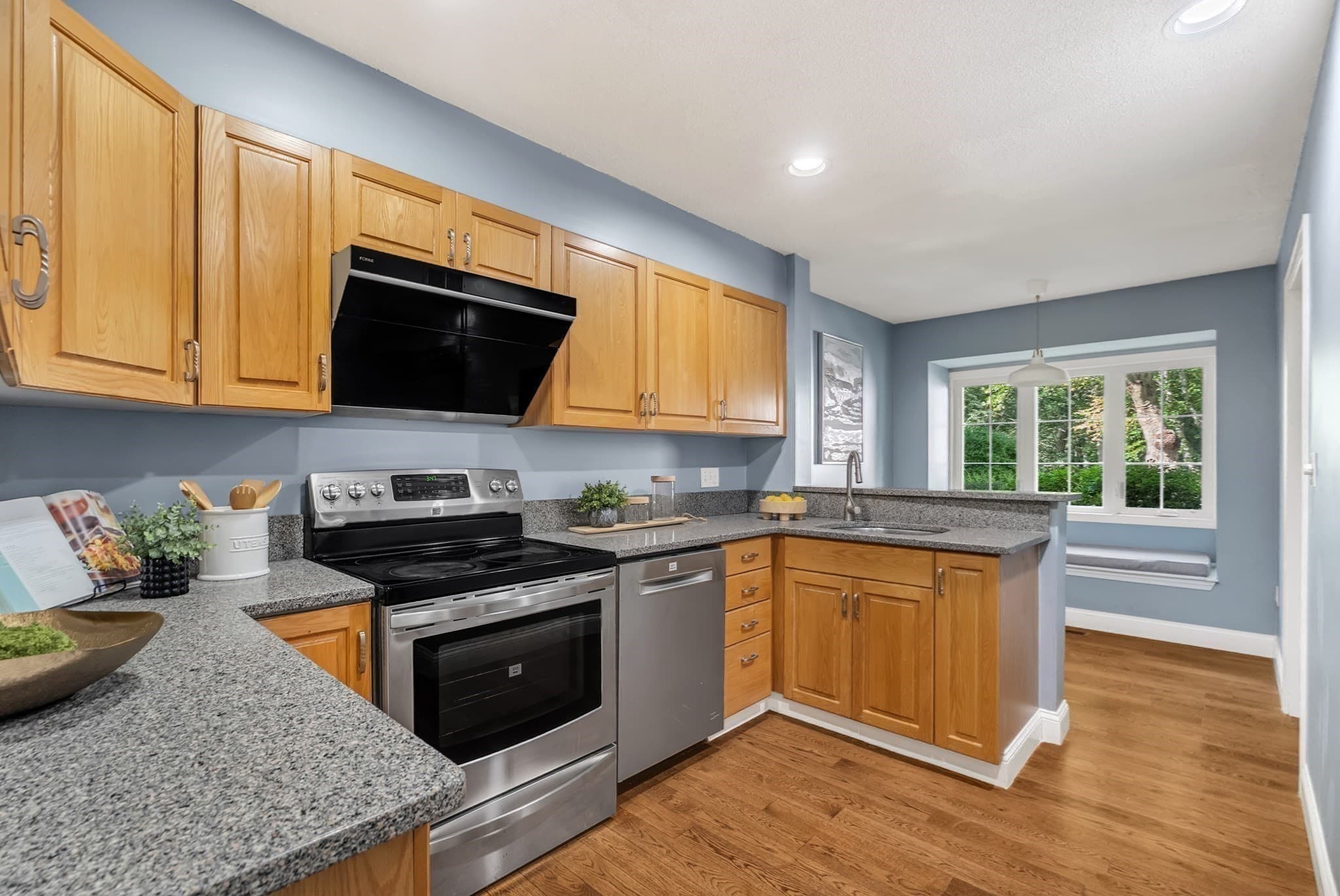 Condominium at 45 Bishops Forest Dr # 45, Waltham MA 02452, Waltham, photo 15 of 42