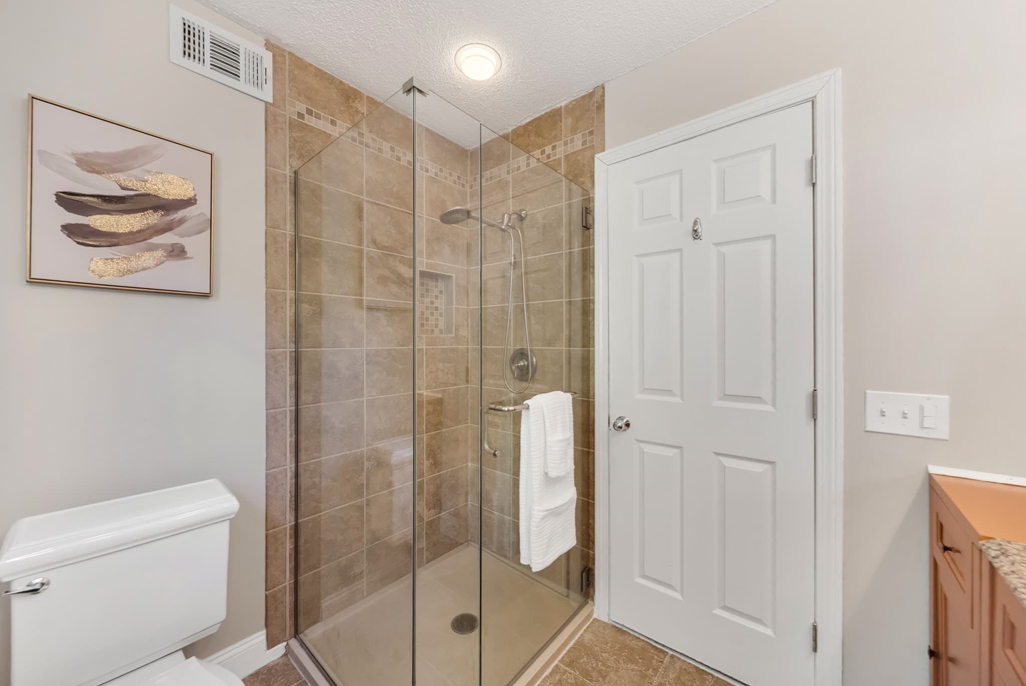 Condominium at 45 Bishops Forest Dr # 45, Waltham MA 02452, Waltham, photo 25 of 42
