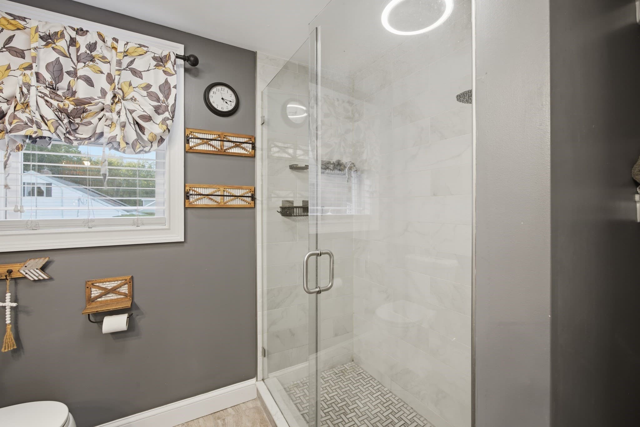 Single Family Residence at 47 John St, Lunenburg MA 01462, Lunenburg, photo 17 of 38