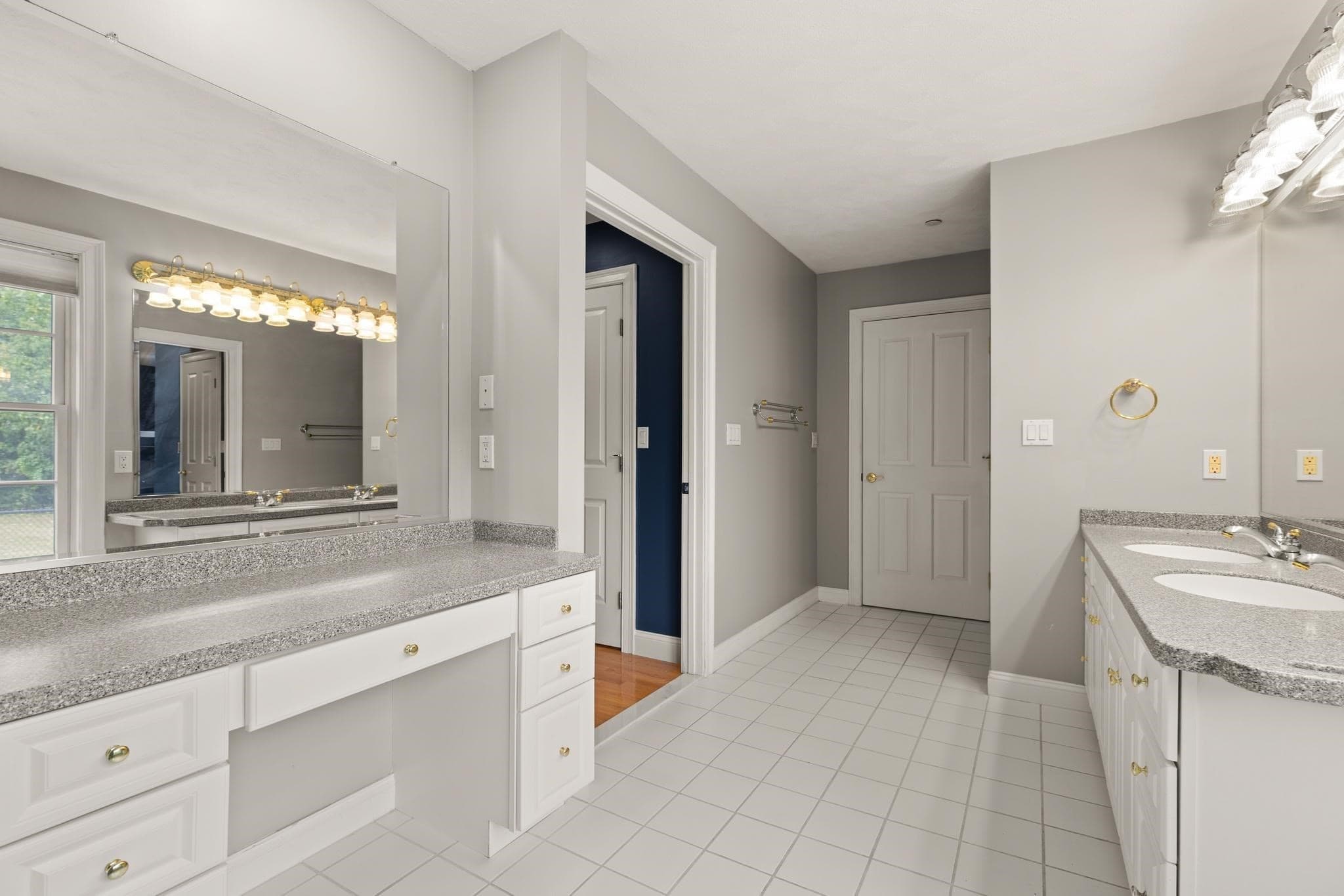 Condominium at 8 Dansreau Place # 8, Middleton MA 01949, Middleton, photo 30 of 41