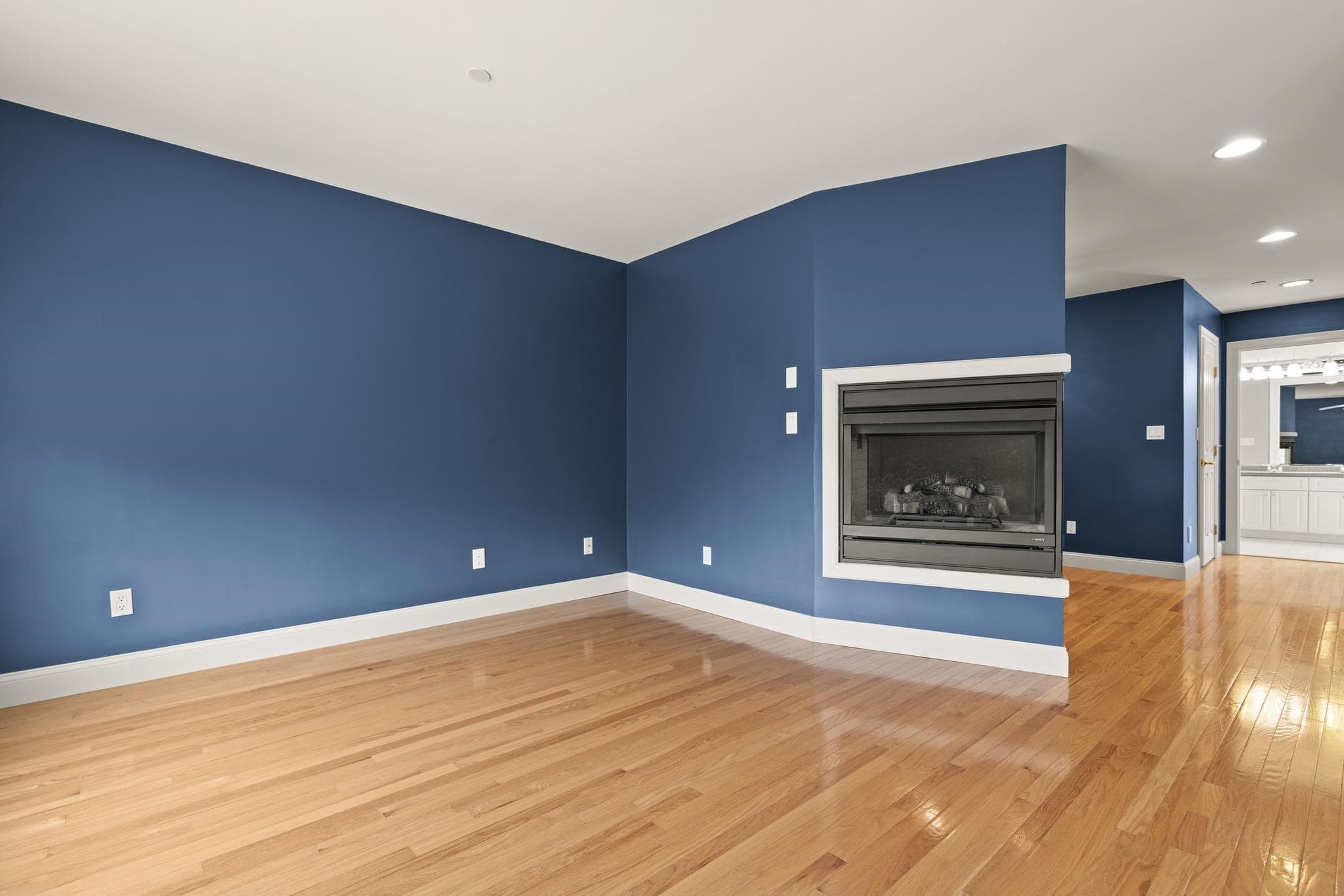 Condominium at 8 Dansreau Place # 8, Middleton MA 01949, Middleton, photo 25 of 41